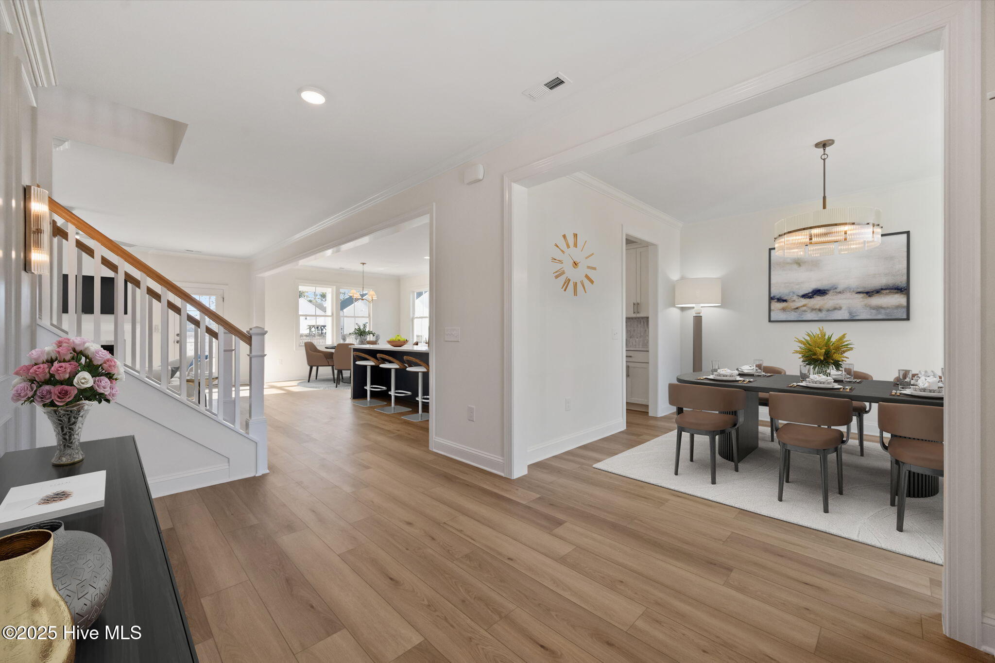 100479294 | Photo 10