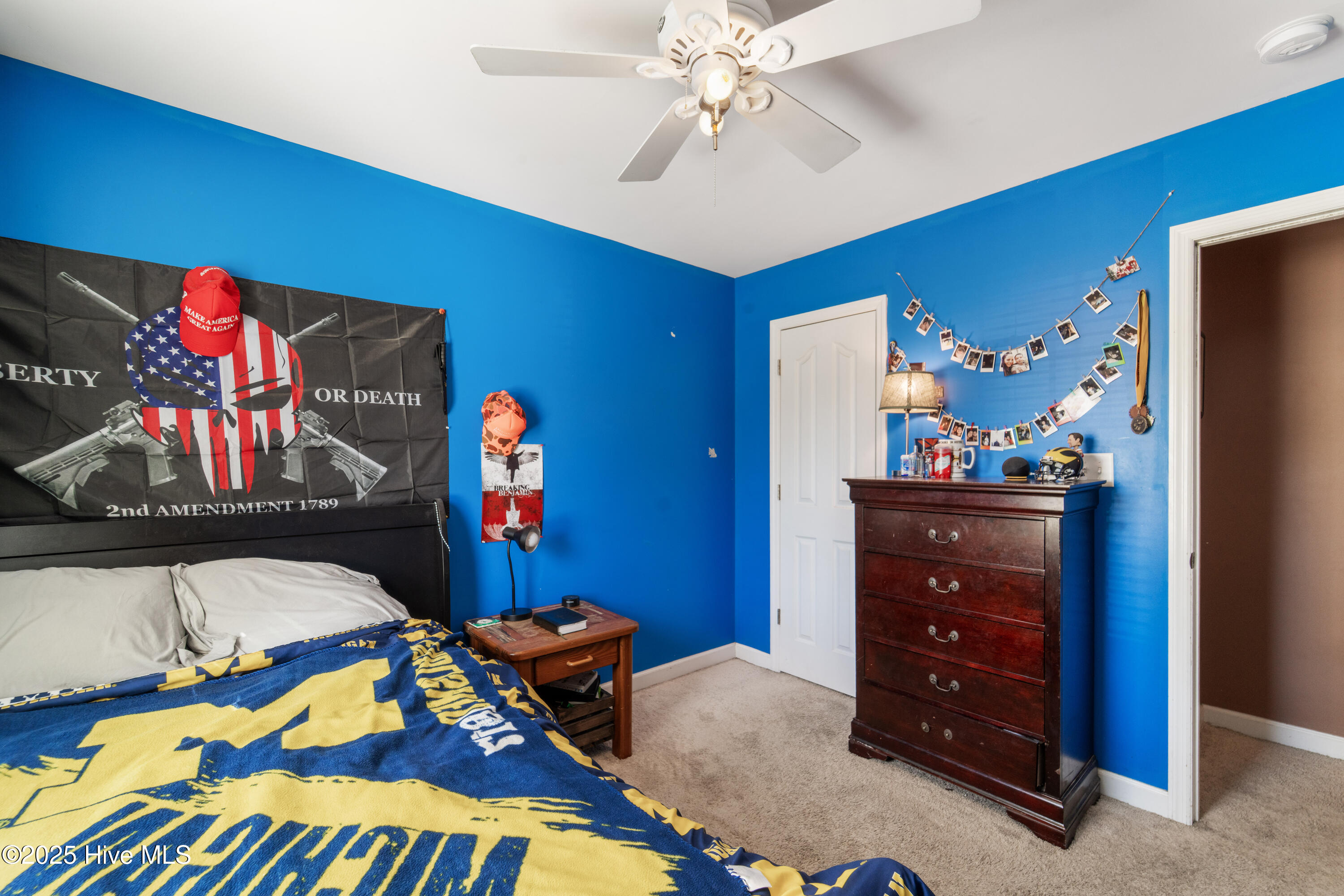 100542188 | Photo 33