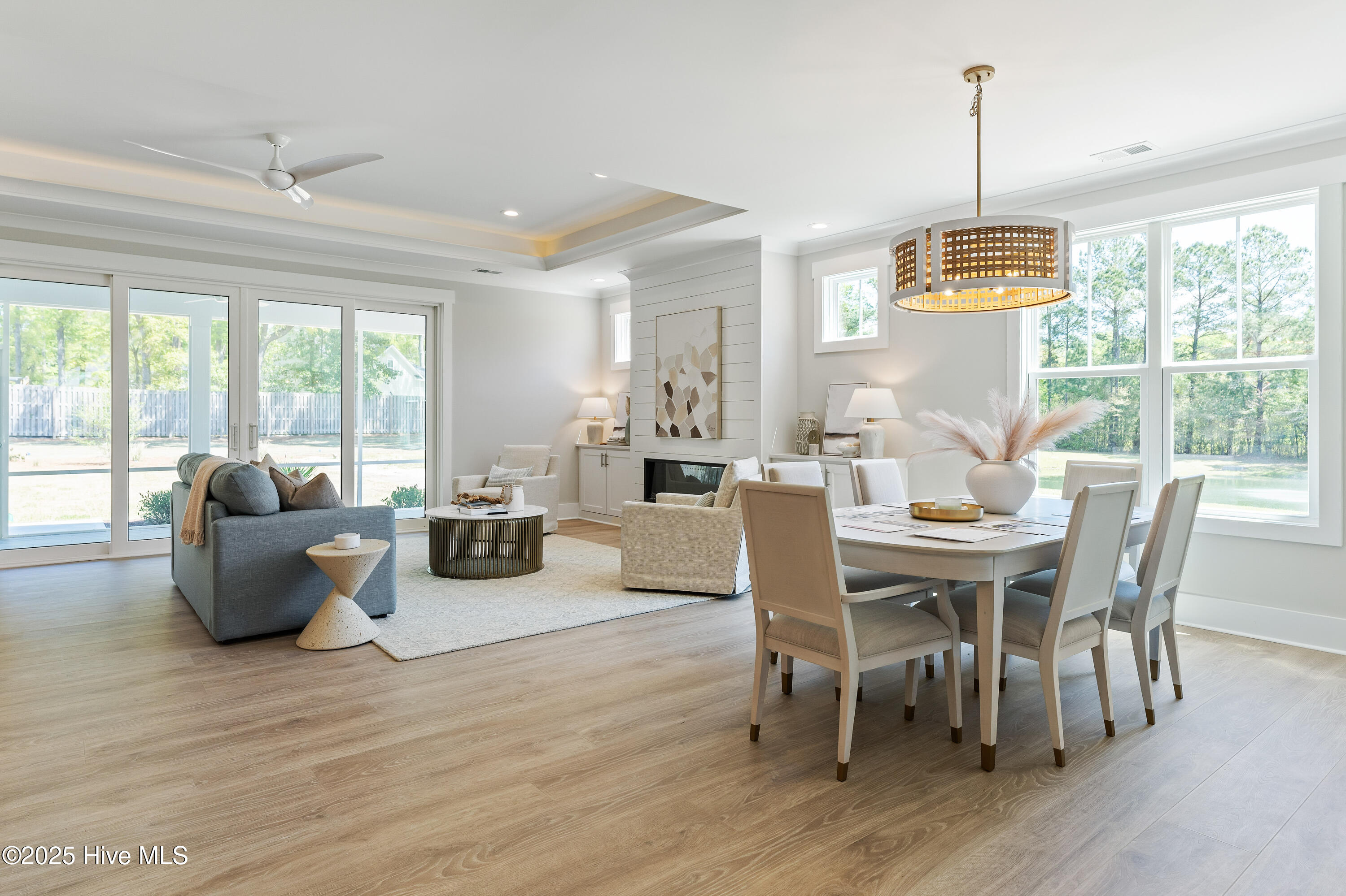 100547015 | Photo 20