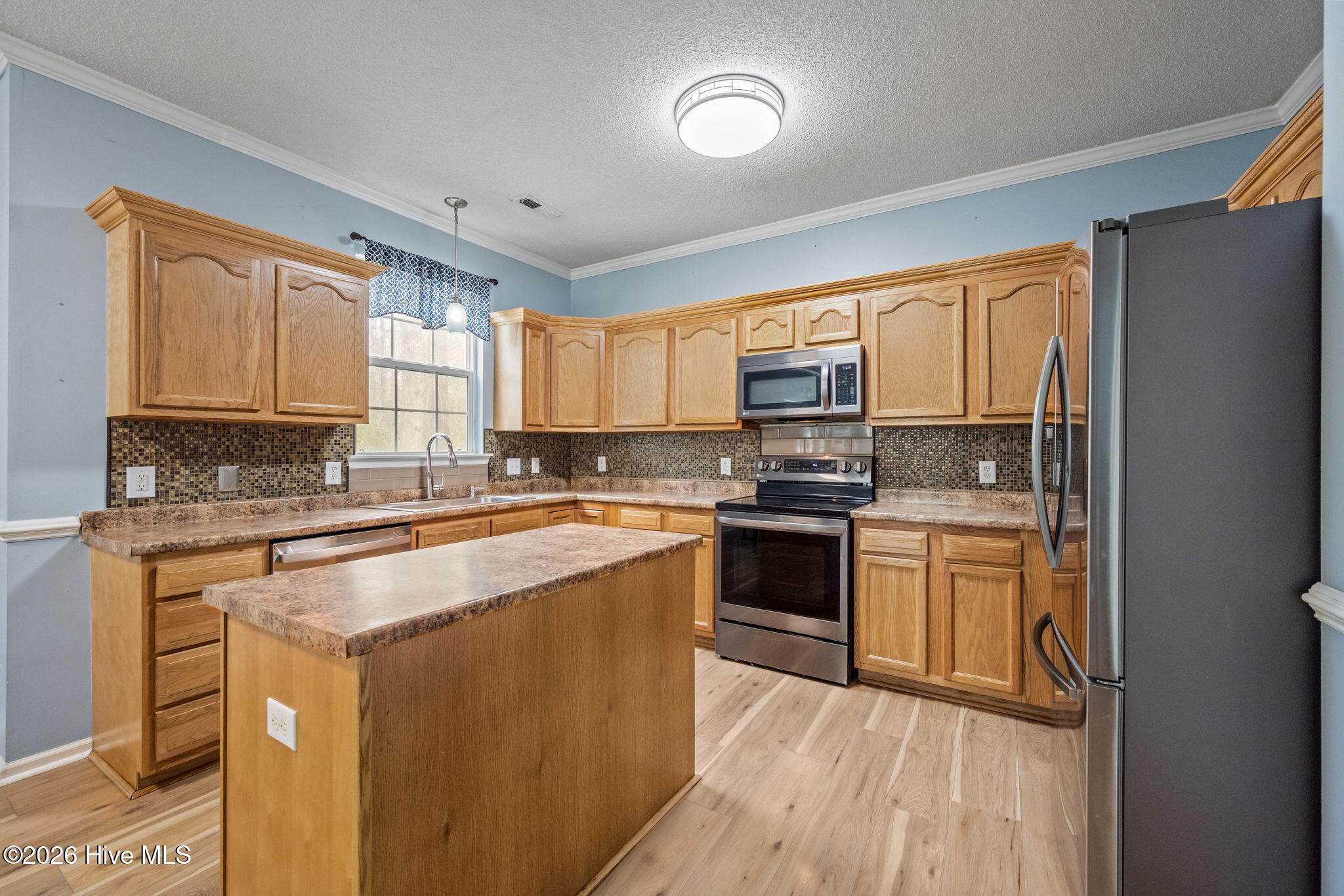 100552241 | Photo 14