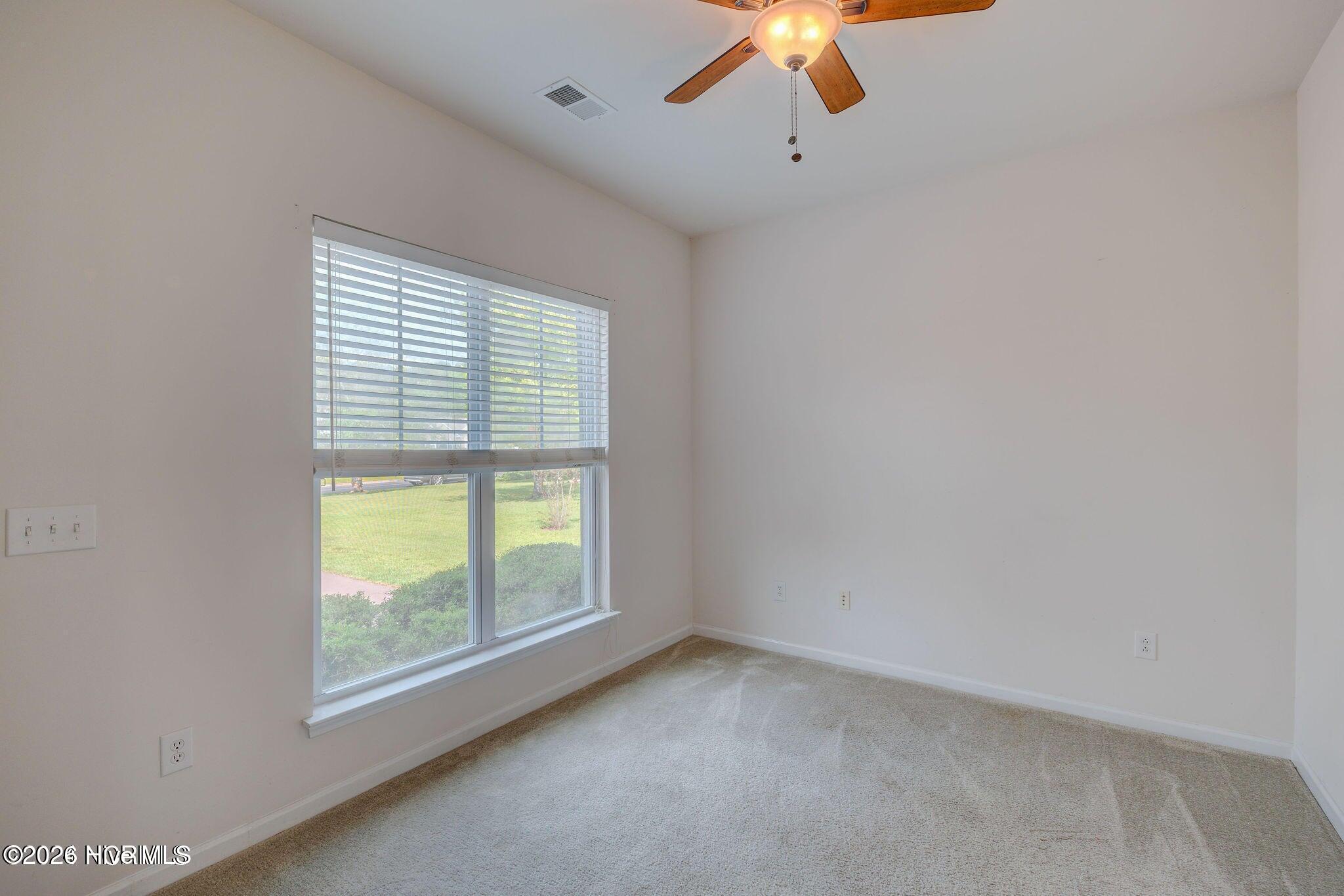 100549194 | Photo 29