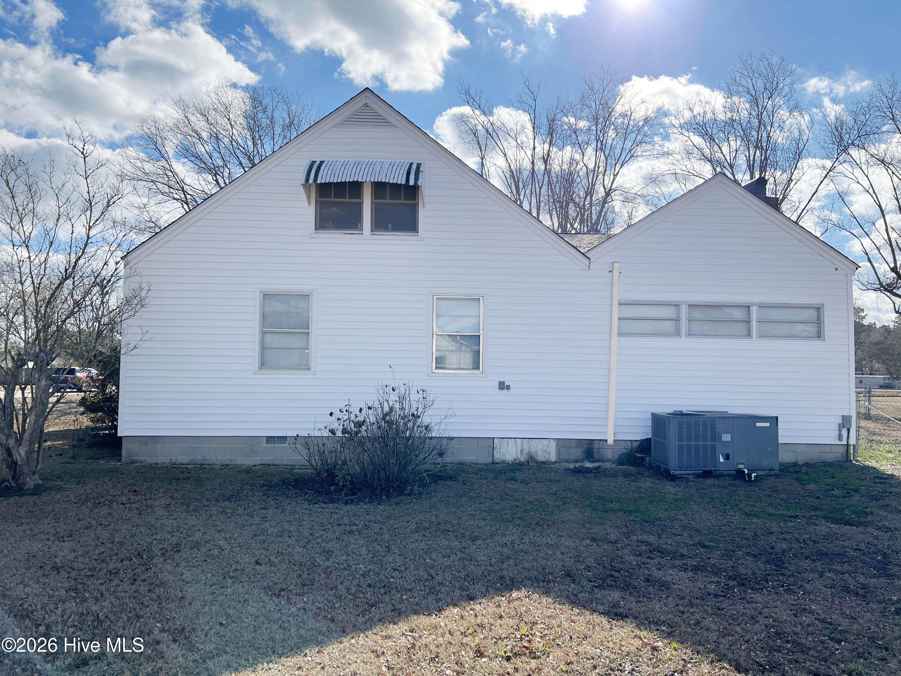 167 Lake Road,Newport