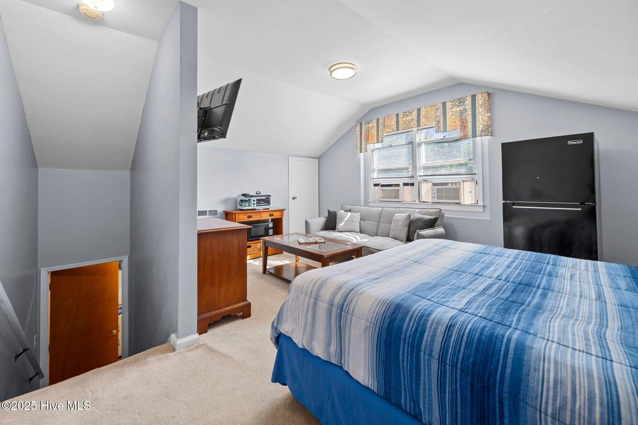 100563455 | Photo 23