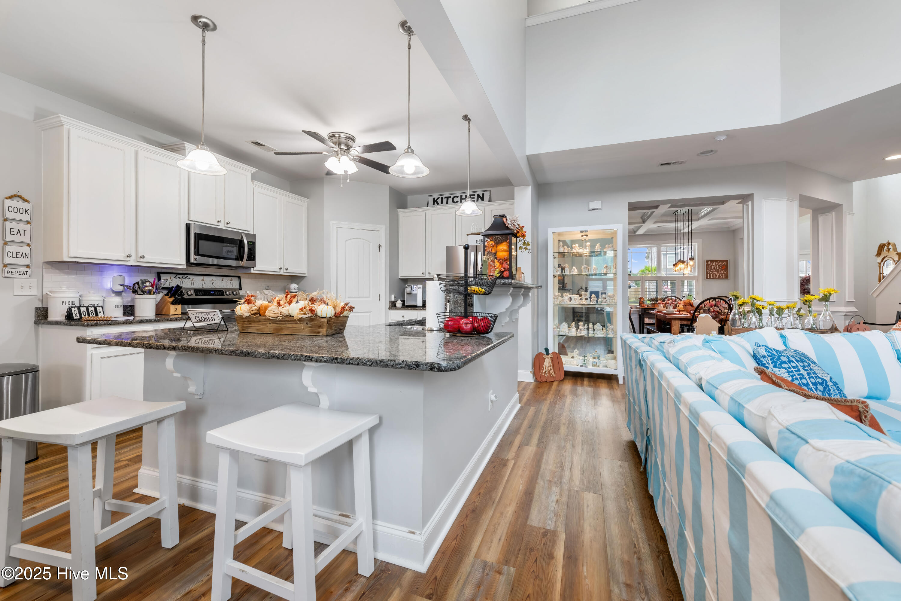 100524839 | Photo 20