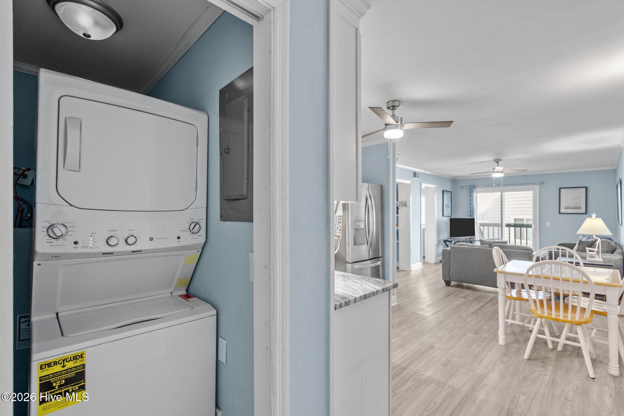 100556842 | Photo 14