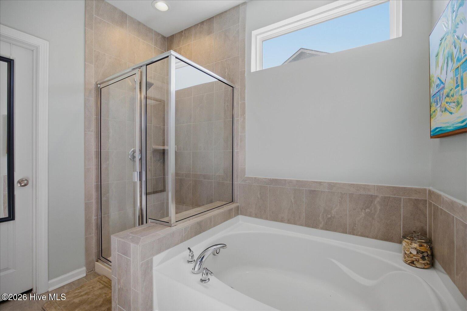 100570565 | Photo 19