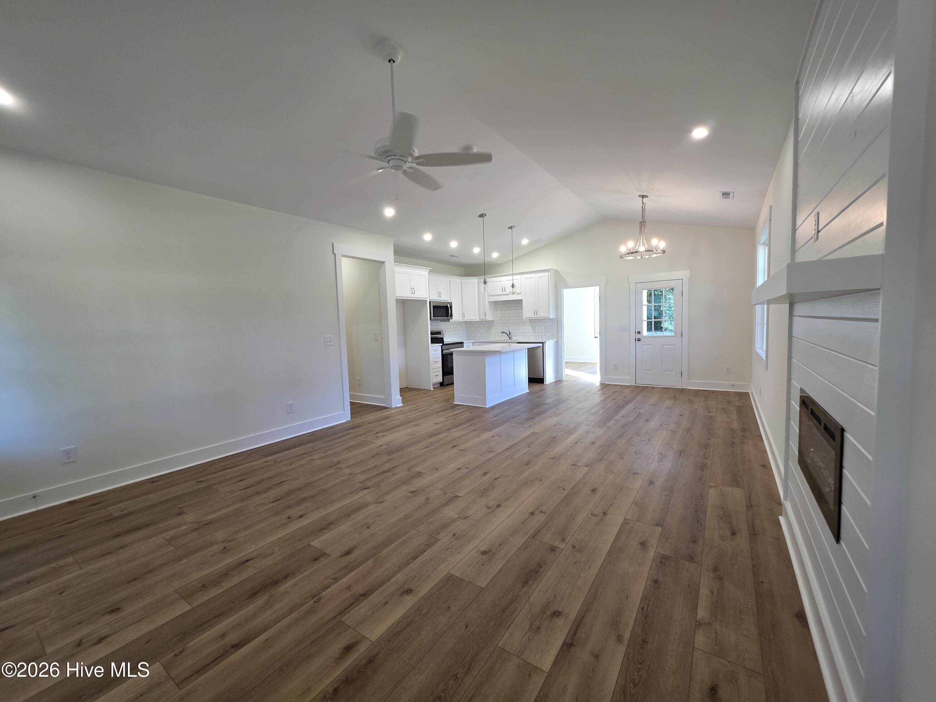 126 Kathy Street, Sneads Ferry, NC 28460 – photo 6