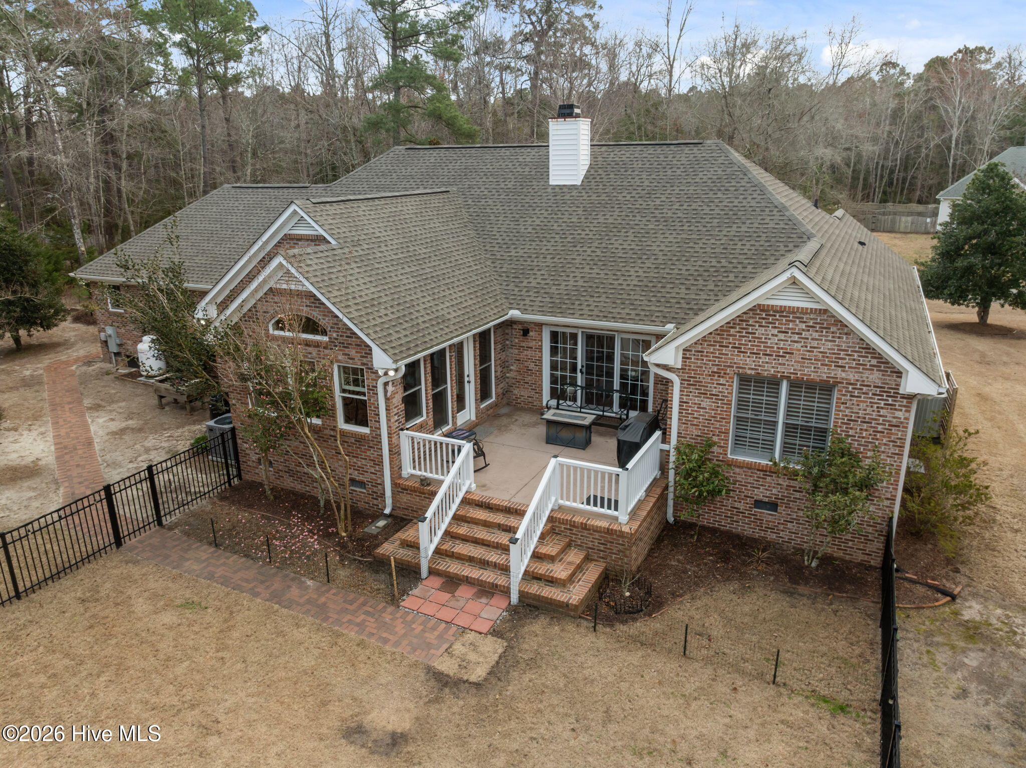 100556770 | Photo 39