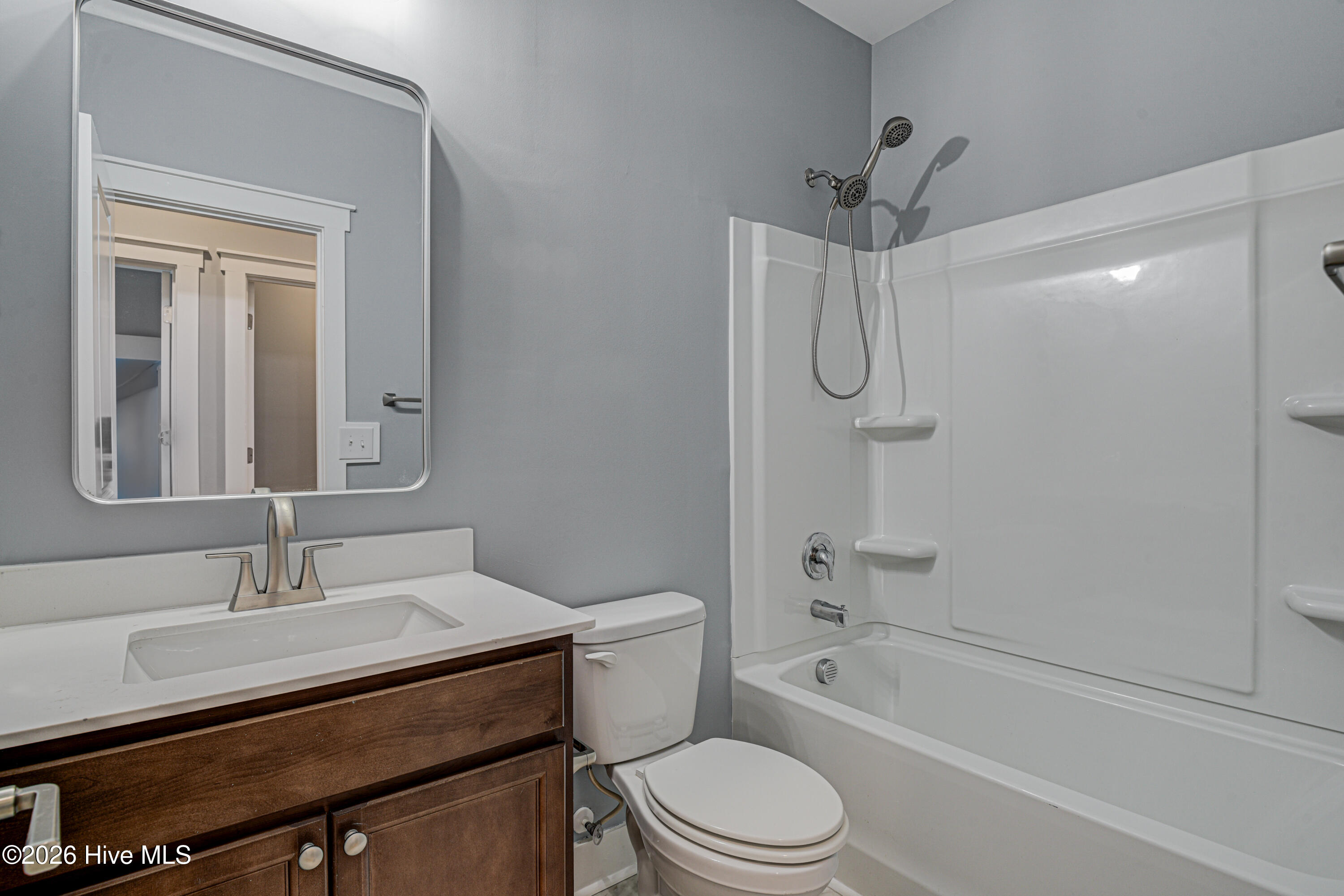 100558671 | Photo 24