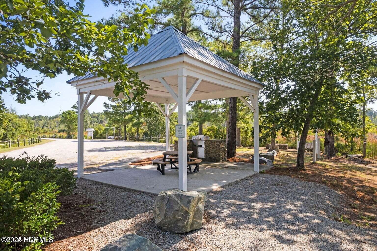 100546353 | Photo 26