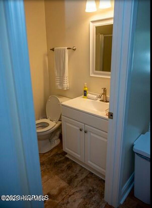 100490306 | Photo 11