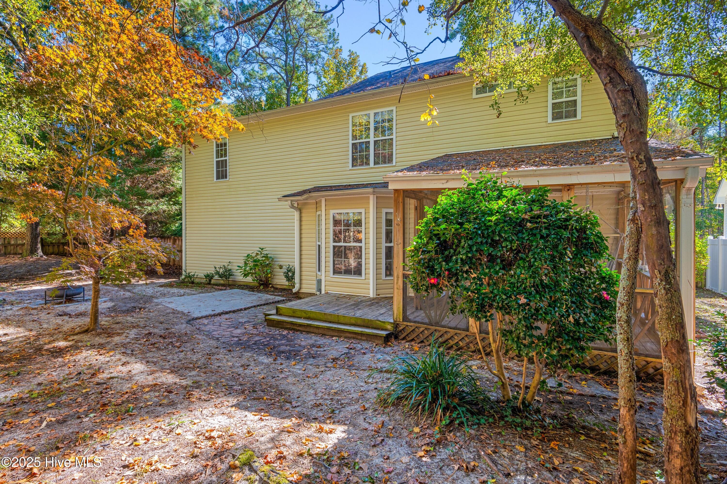 100565121 | Photo 37