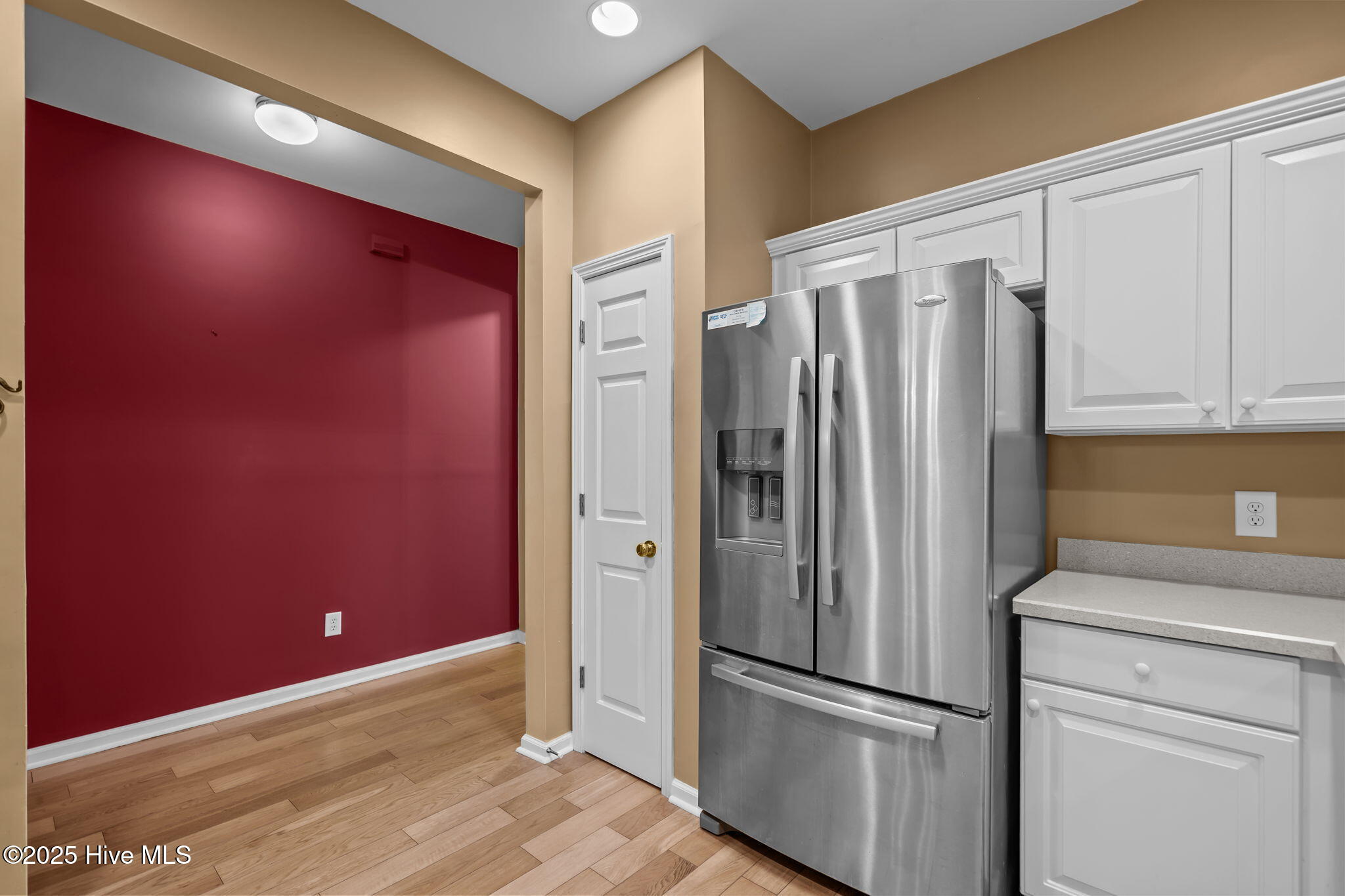 100538741 | Photo 16