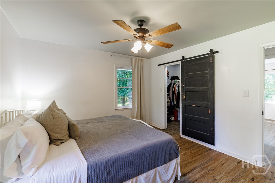 1070 Sunnyside Drive