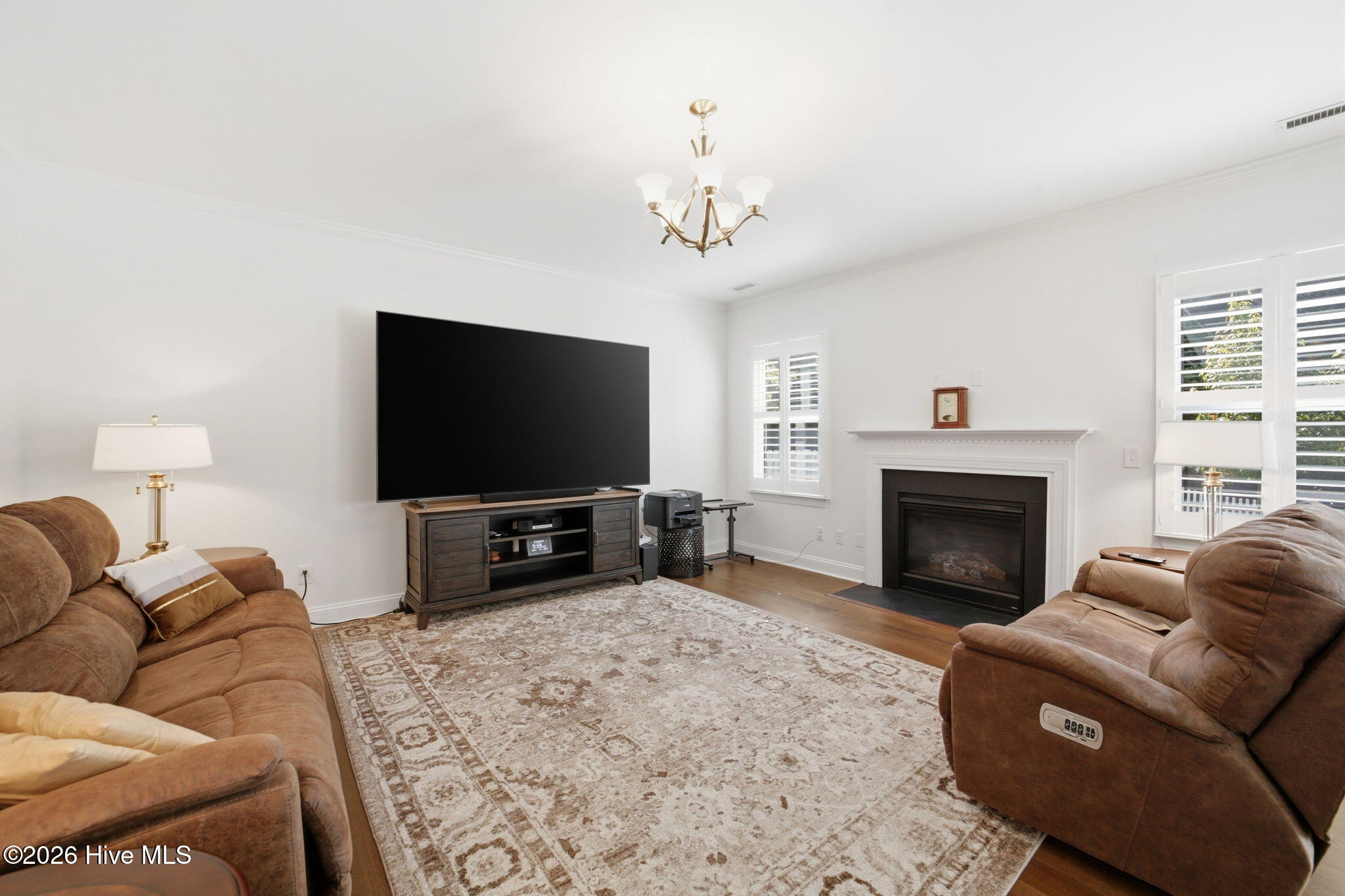04-FamilyRoom