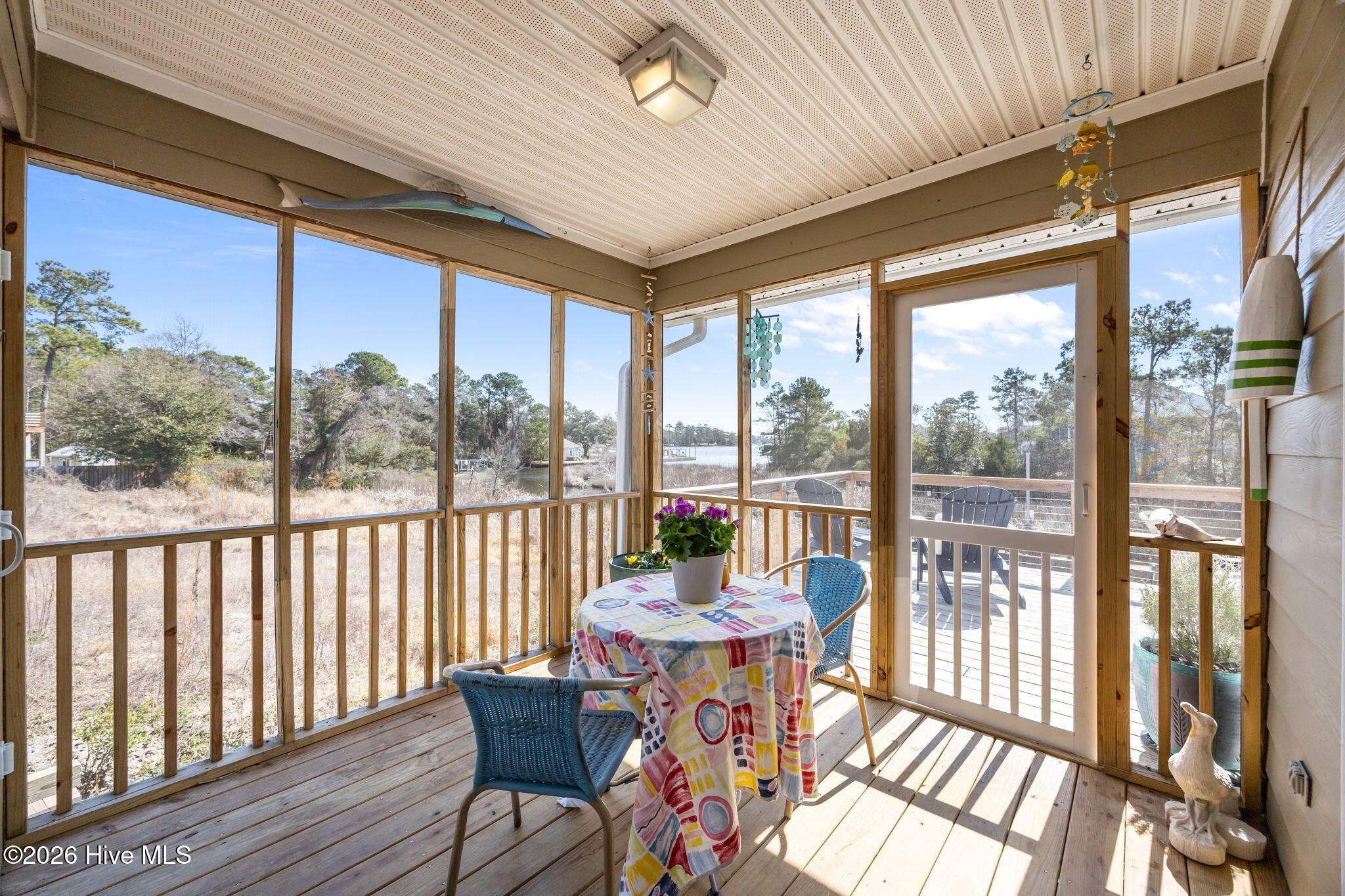 100559515 | Photo 34