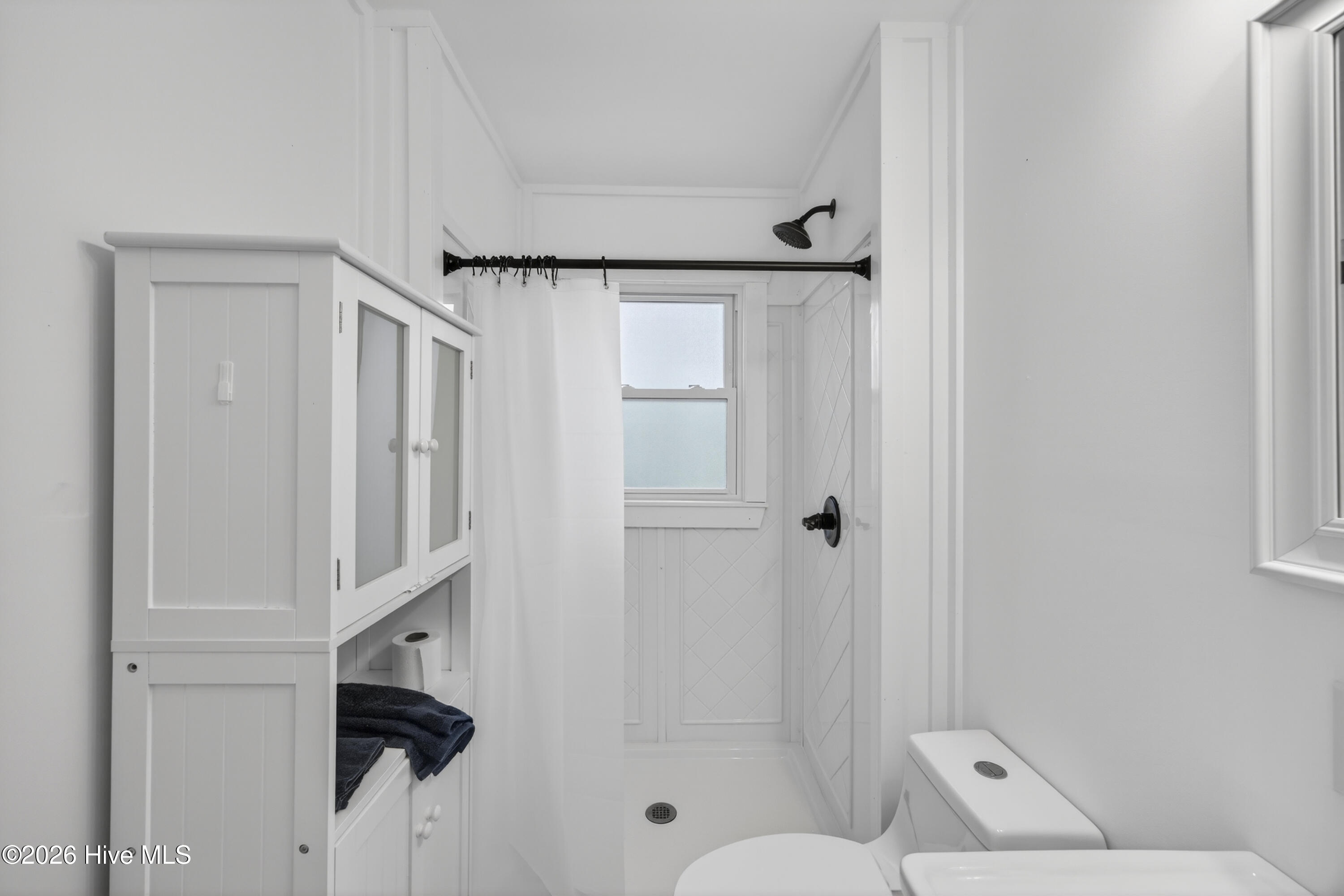 100556676 | Photo 25