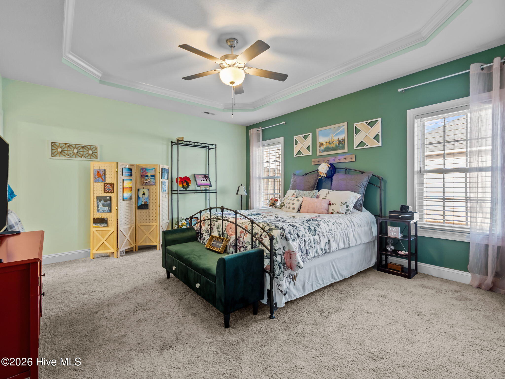 100554631 | Photo 35