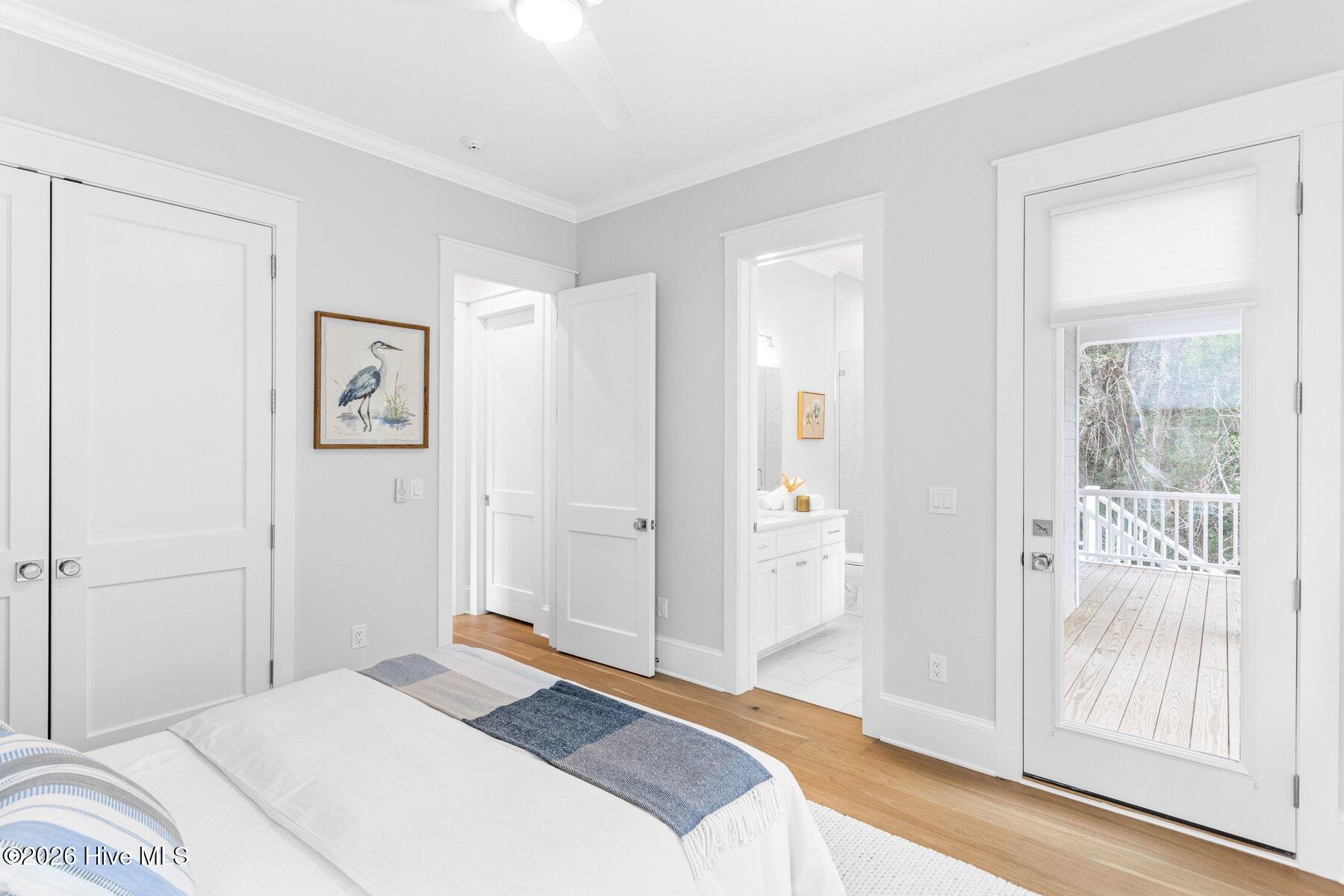 100554015 | Photo 37