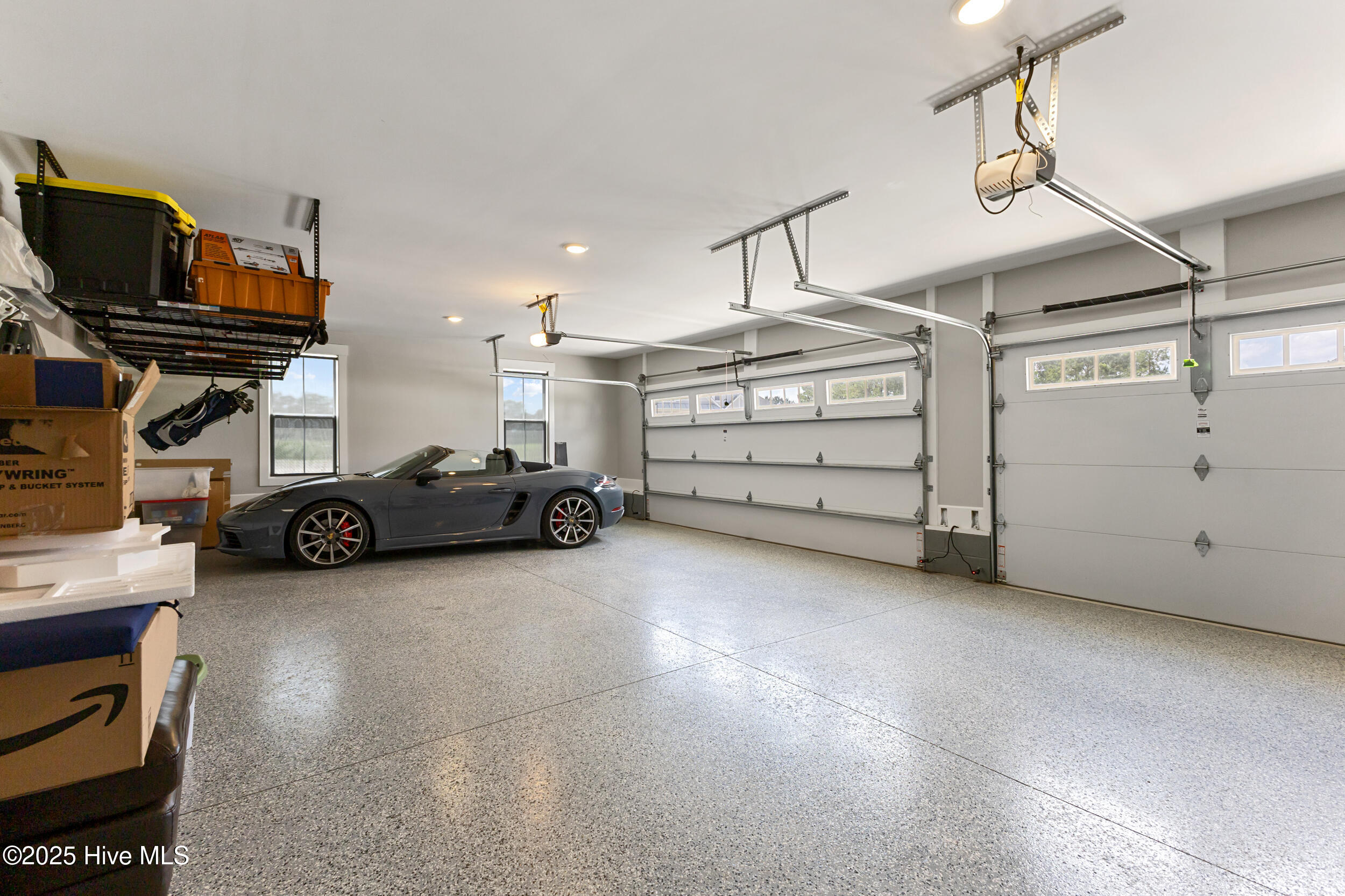 100550581 | Photo 41