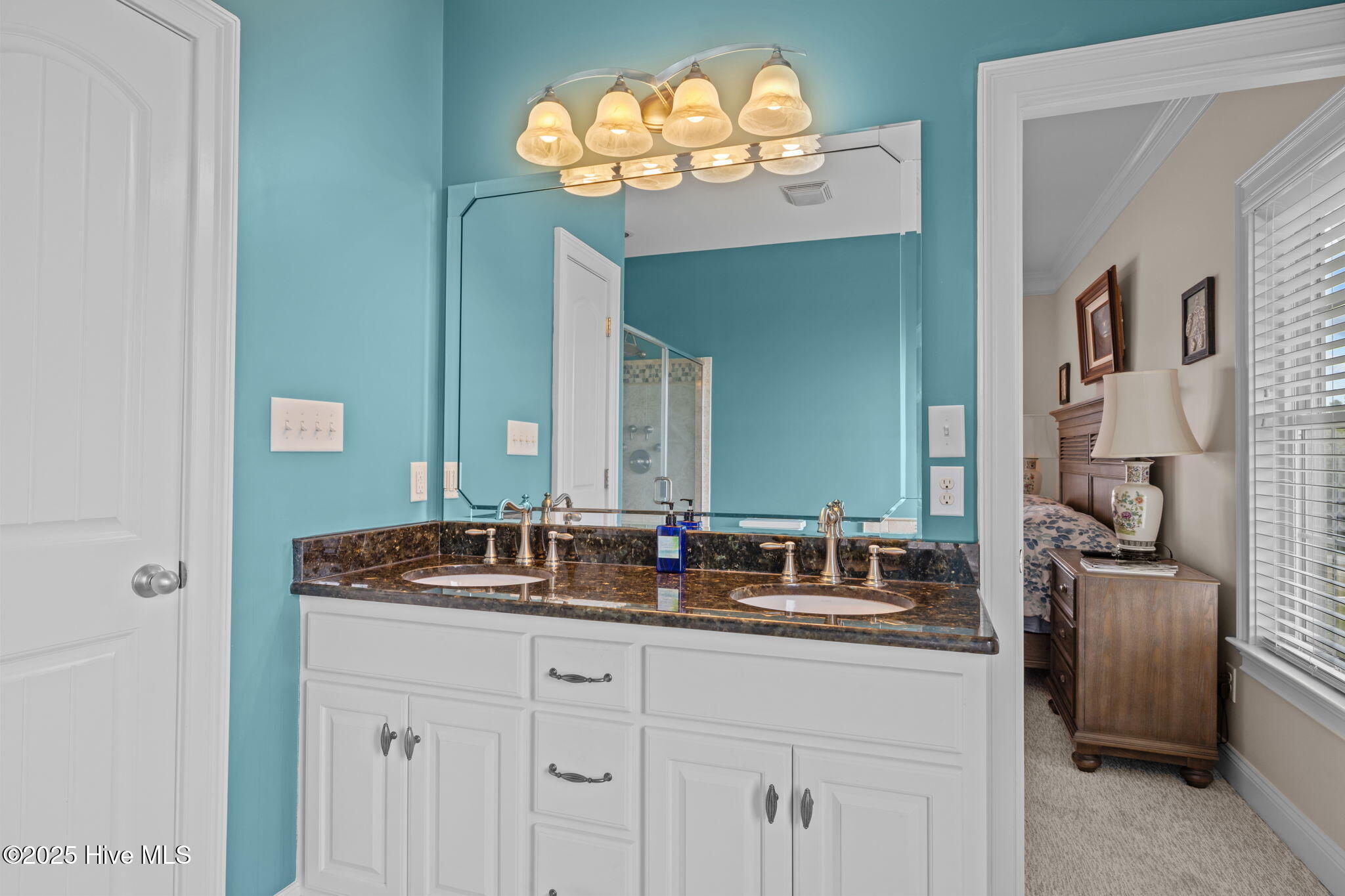 429 Live Oak Road,Newport