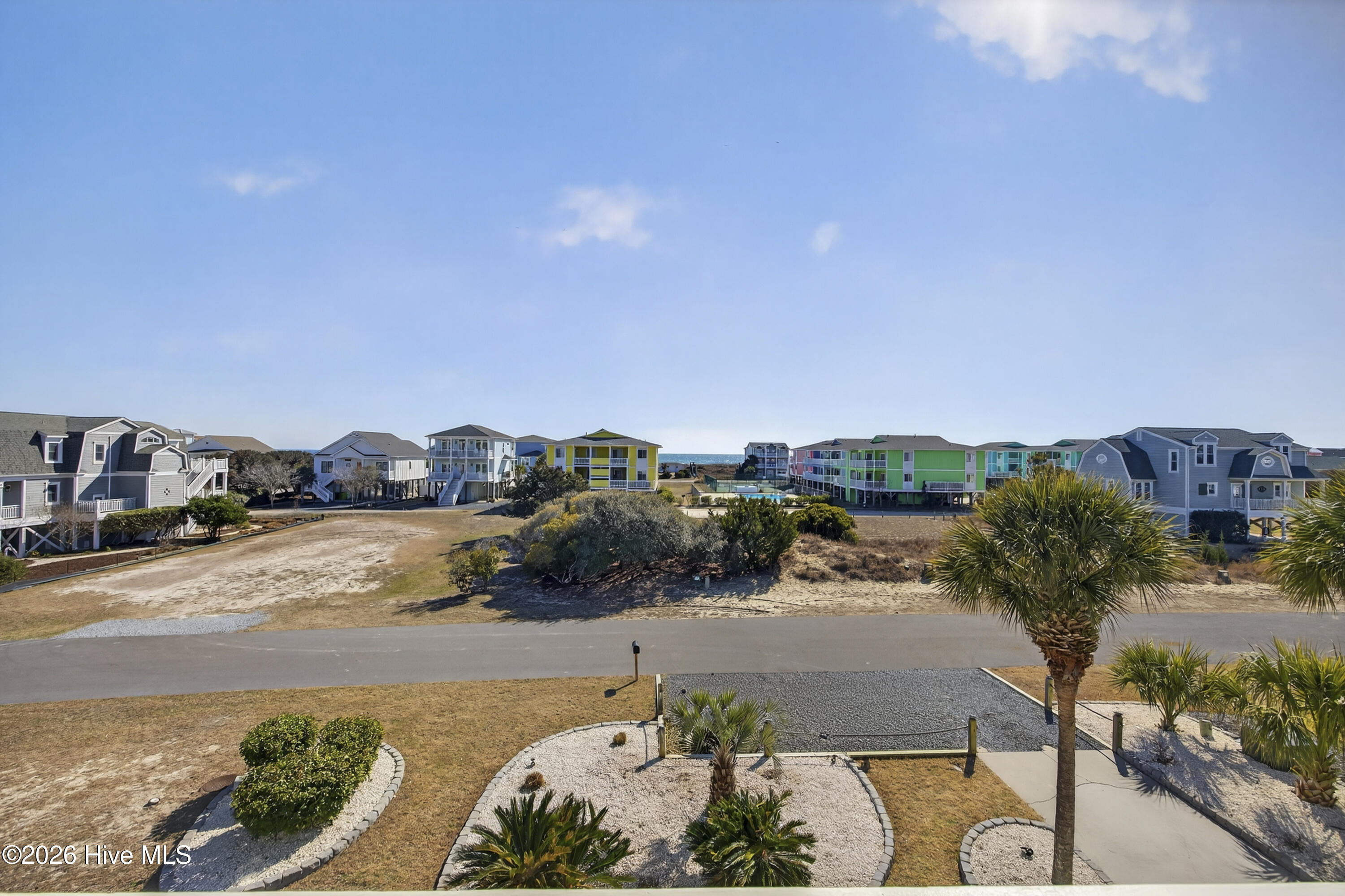 100554981 | Photo 52