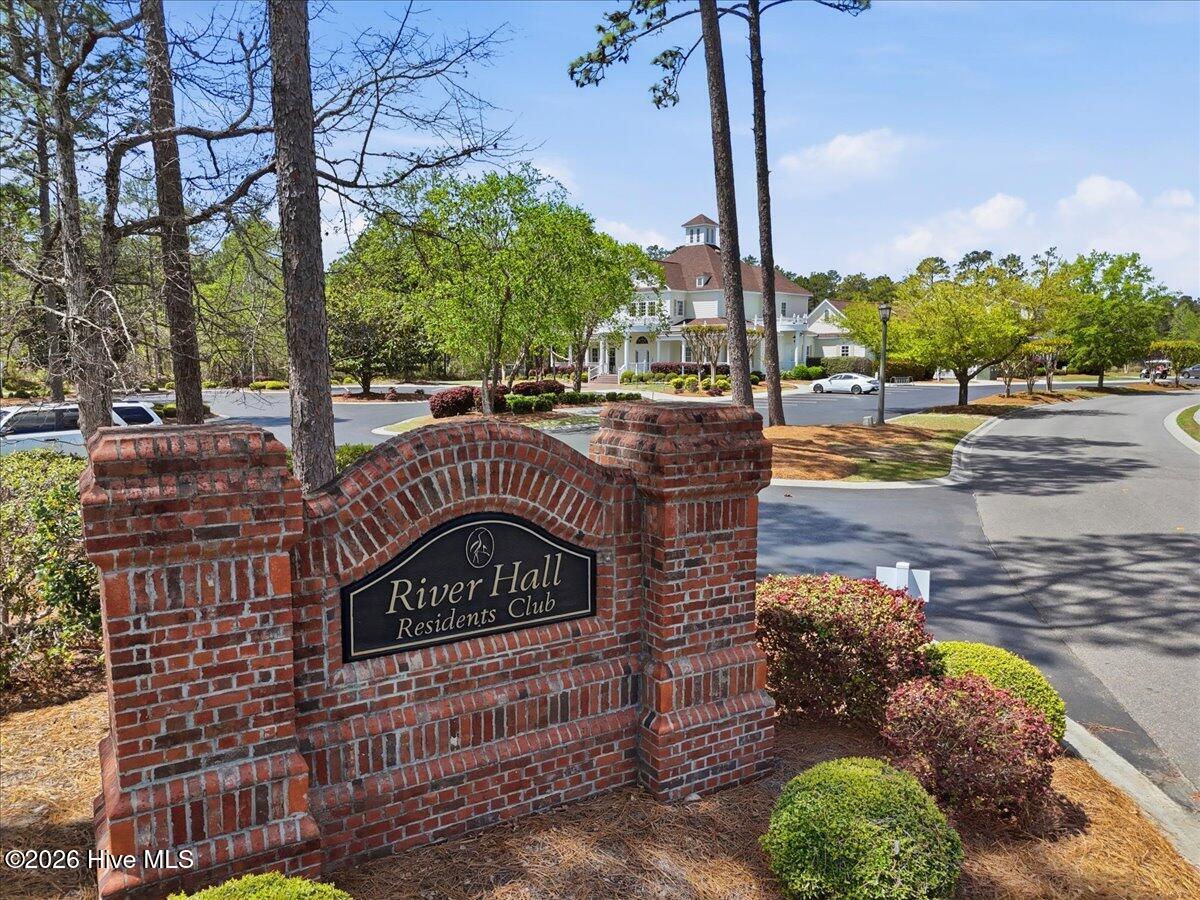 100566244 | Photo 44