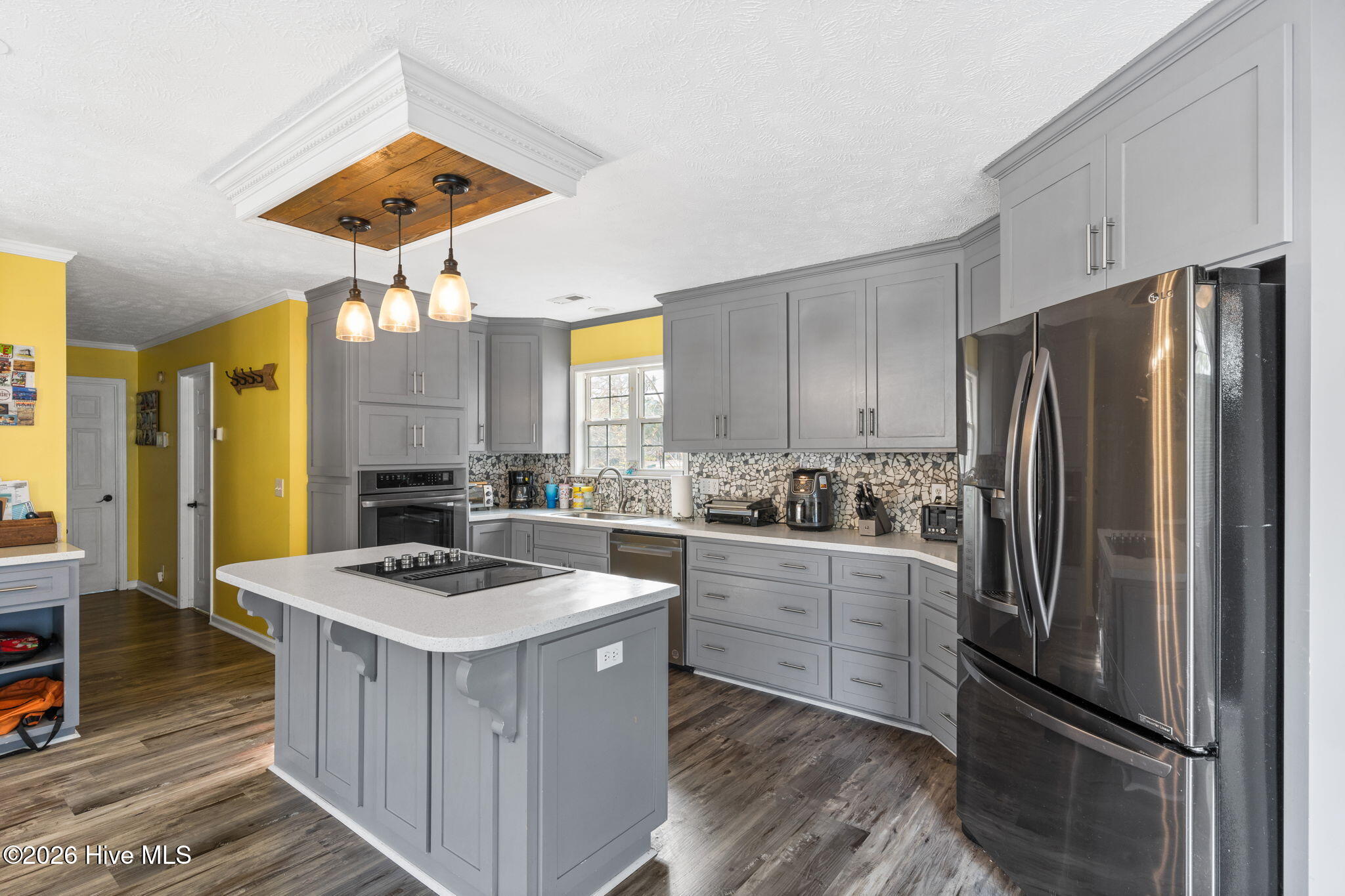 100556346 | Photo 57