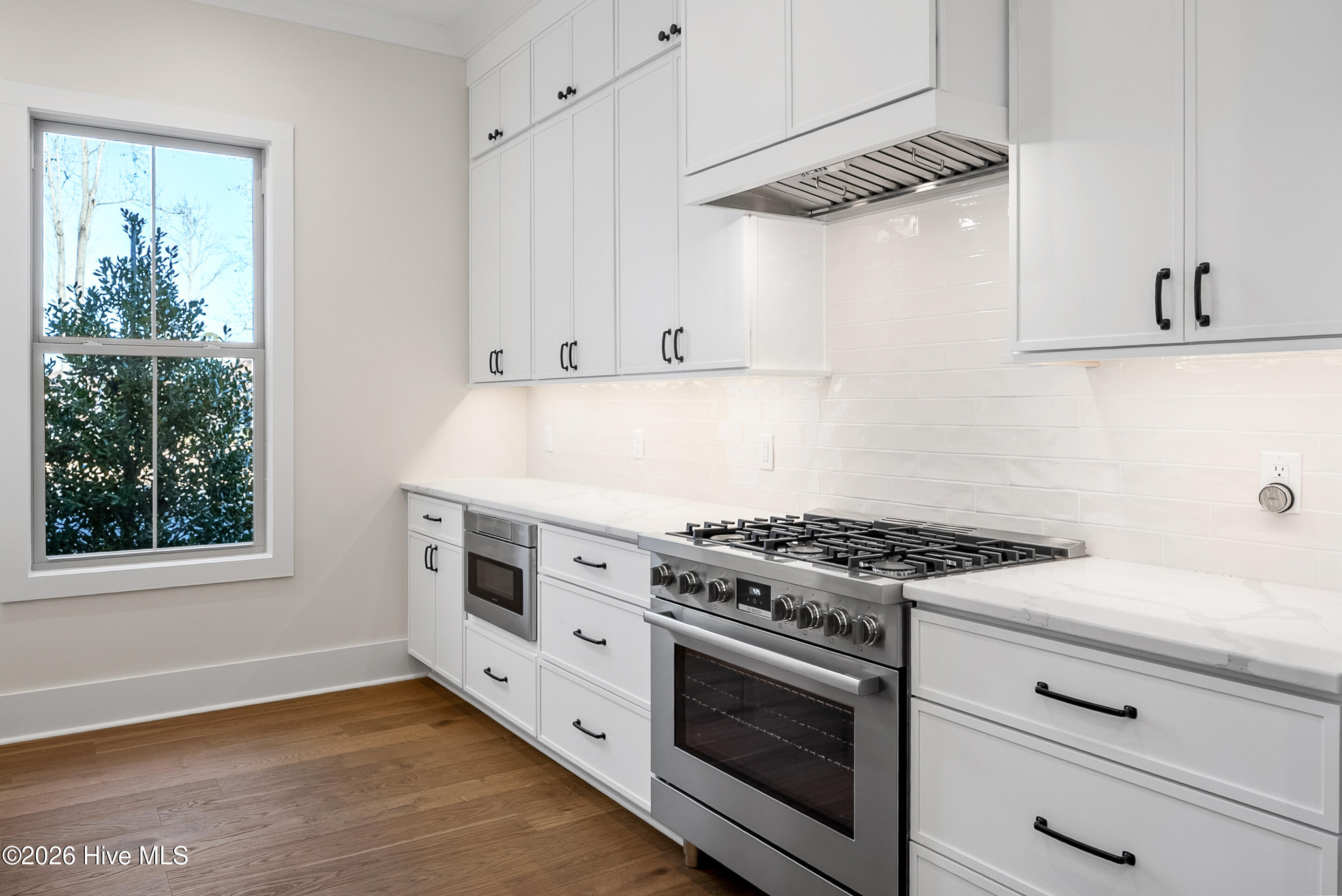 100552091 | Photo 12