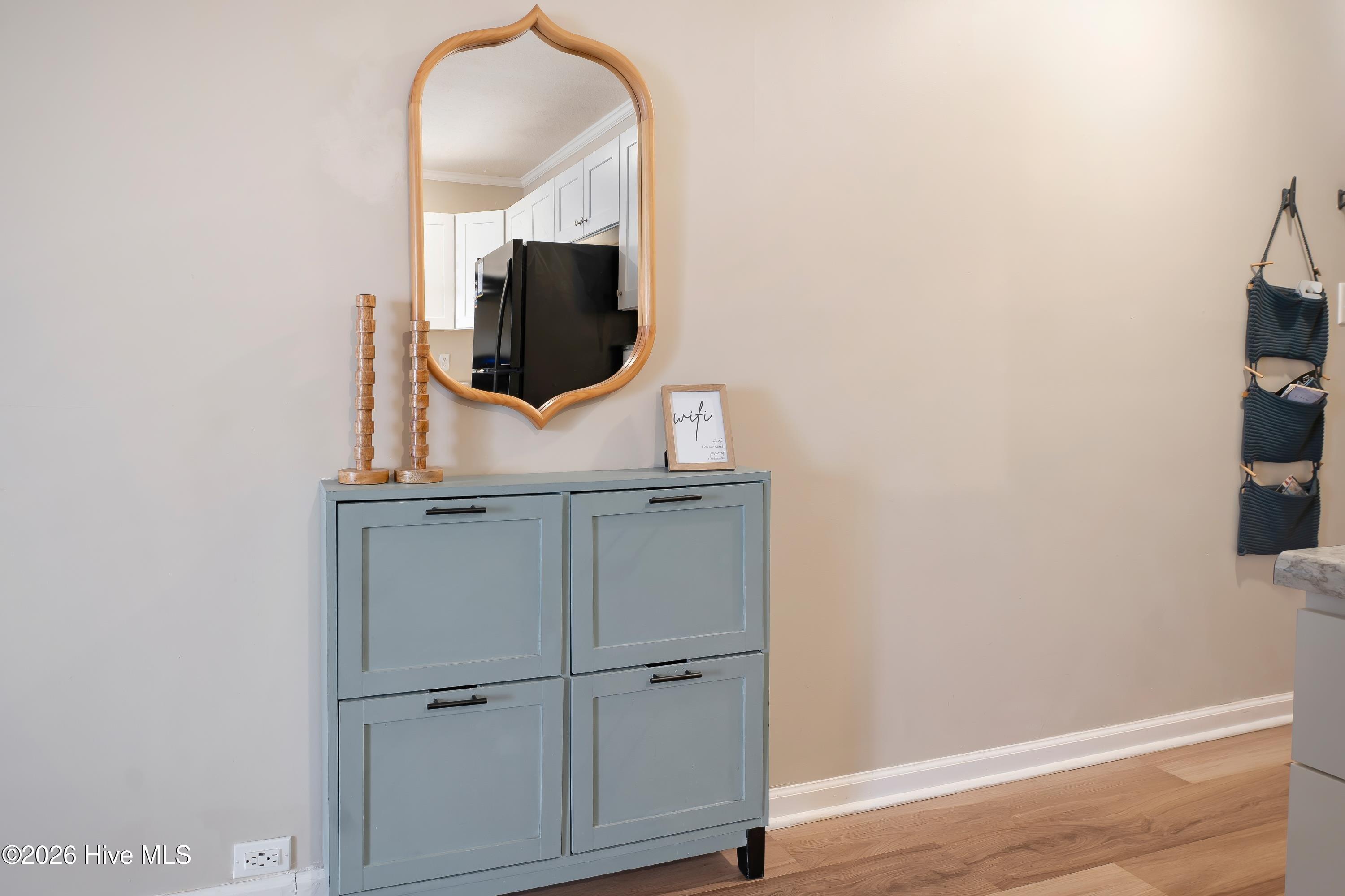 100551405 | Photo 13