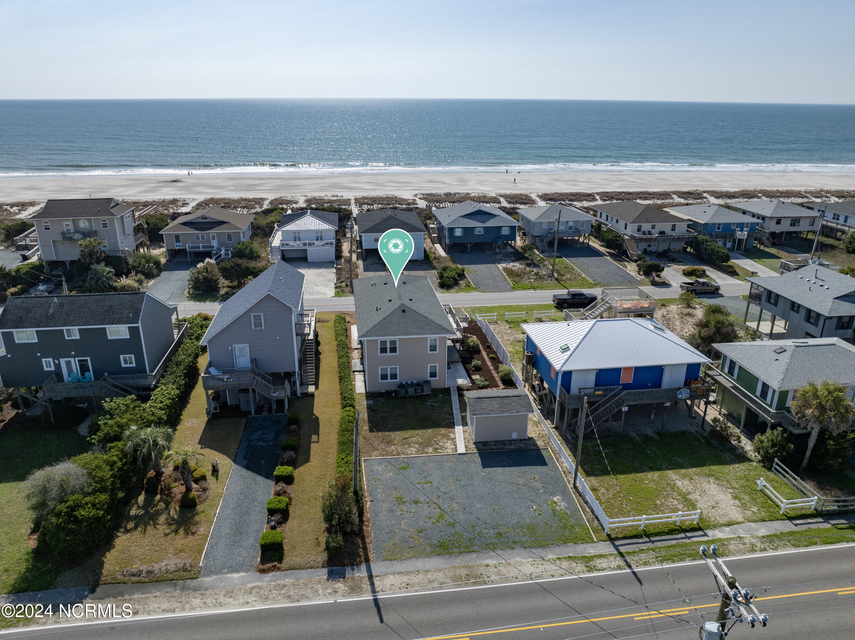 Undisclosed Address, Topsail Beach, NC, 28445