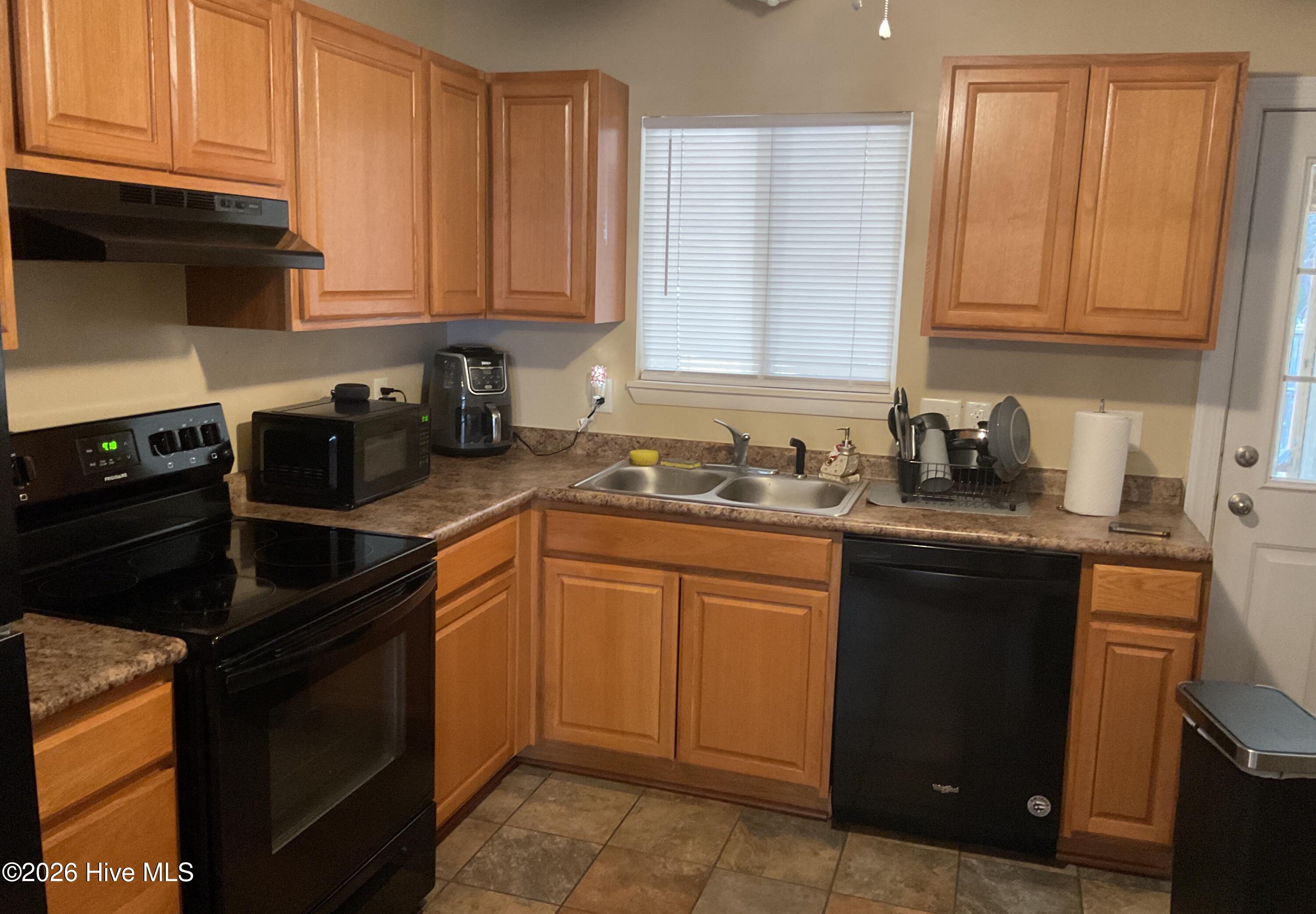 220 Live Oak Court,Midway Park