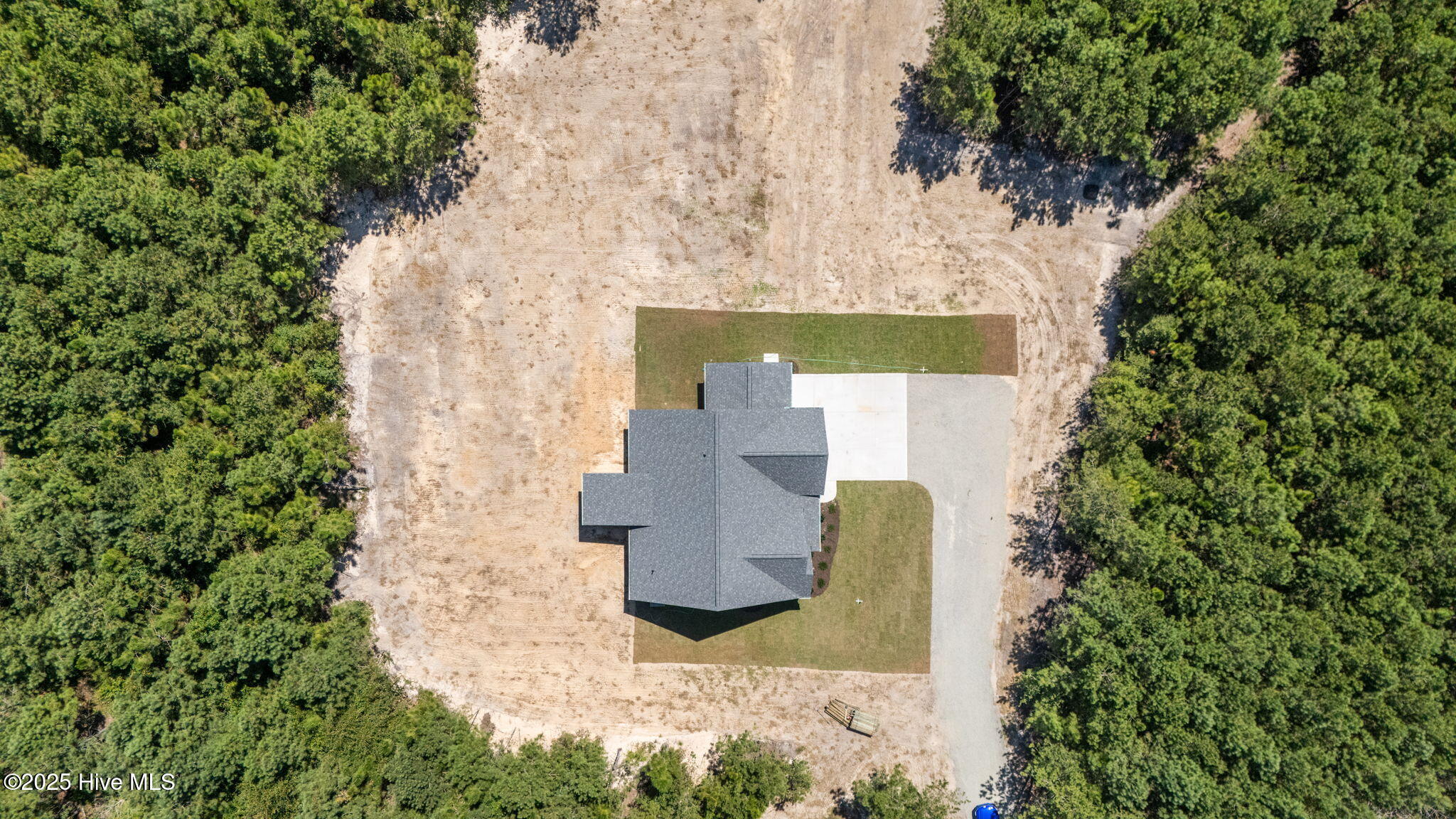 130 Hickory Pointer Way