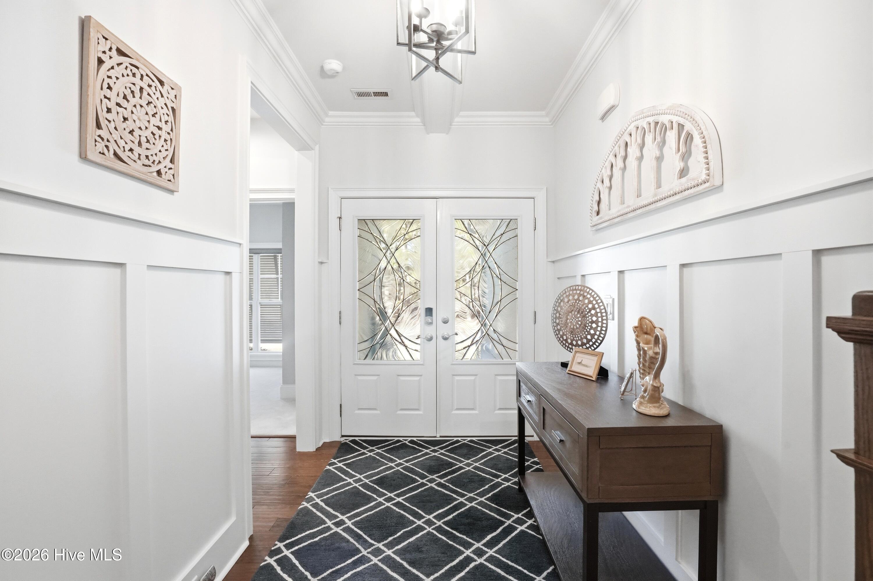 100561923 | Photo 10