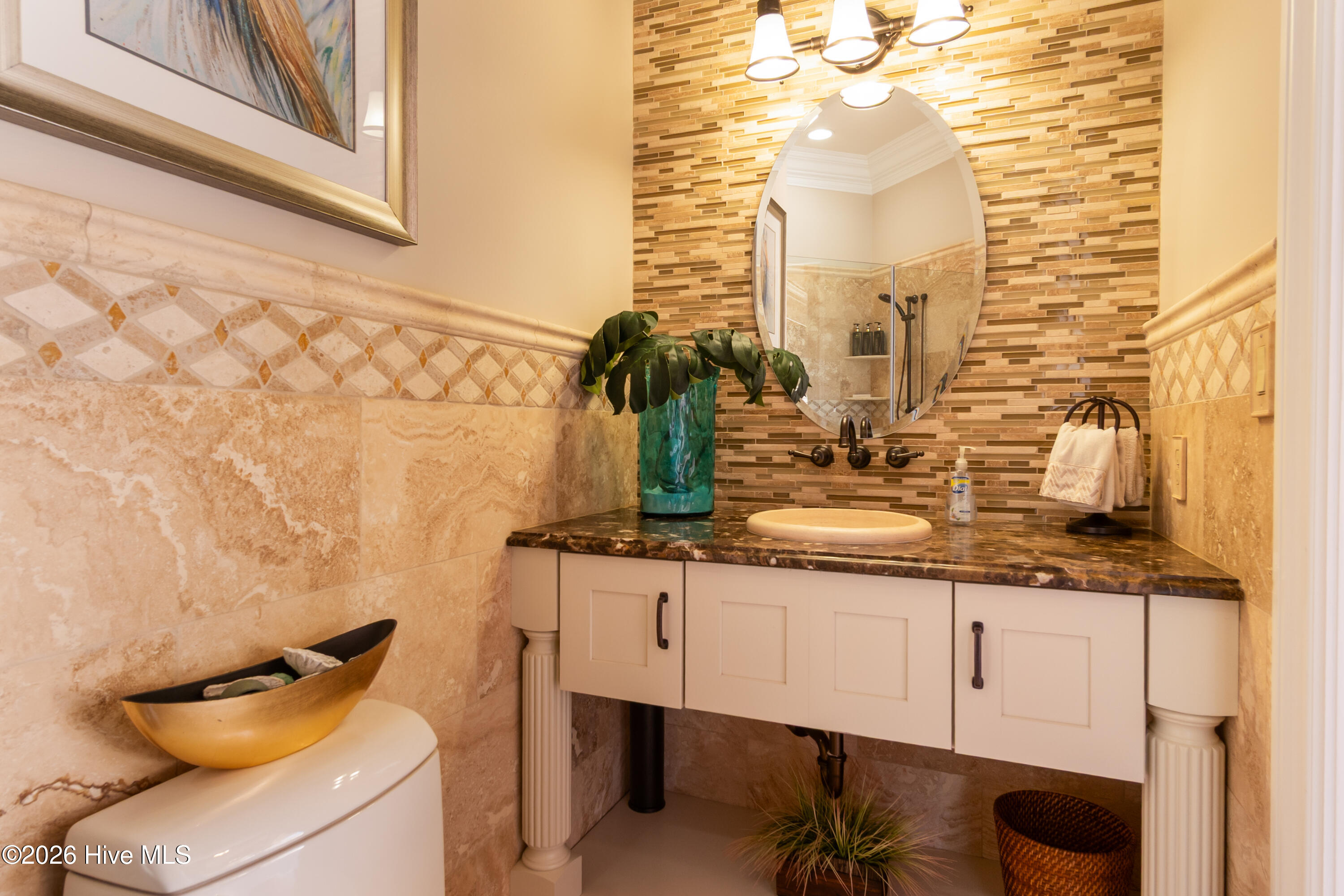 100550947 | Photo 117