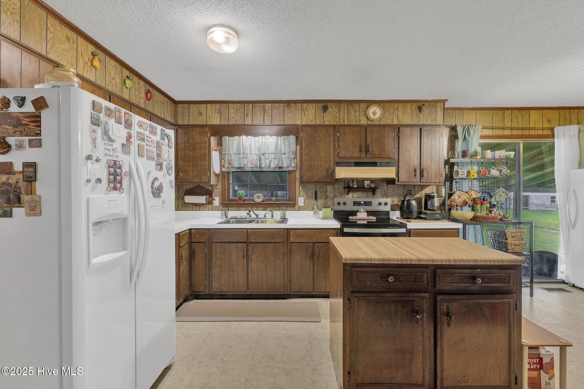 107 Wilda Drive, Jacksonville, NC 28546 – photo 8: 107 wilda 15