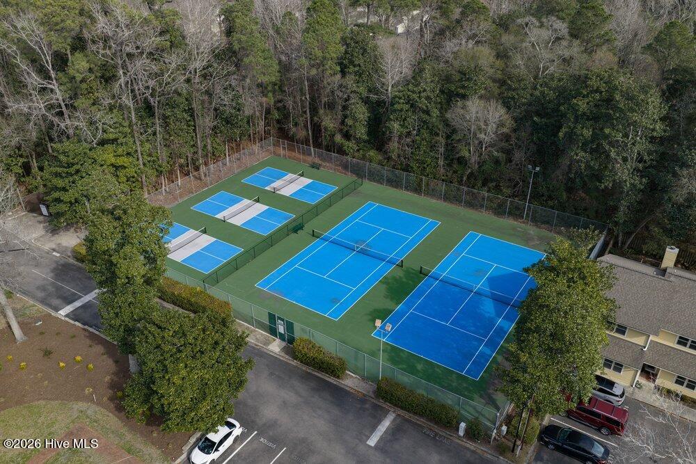 100558387 | Photo 34