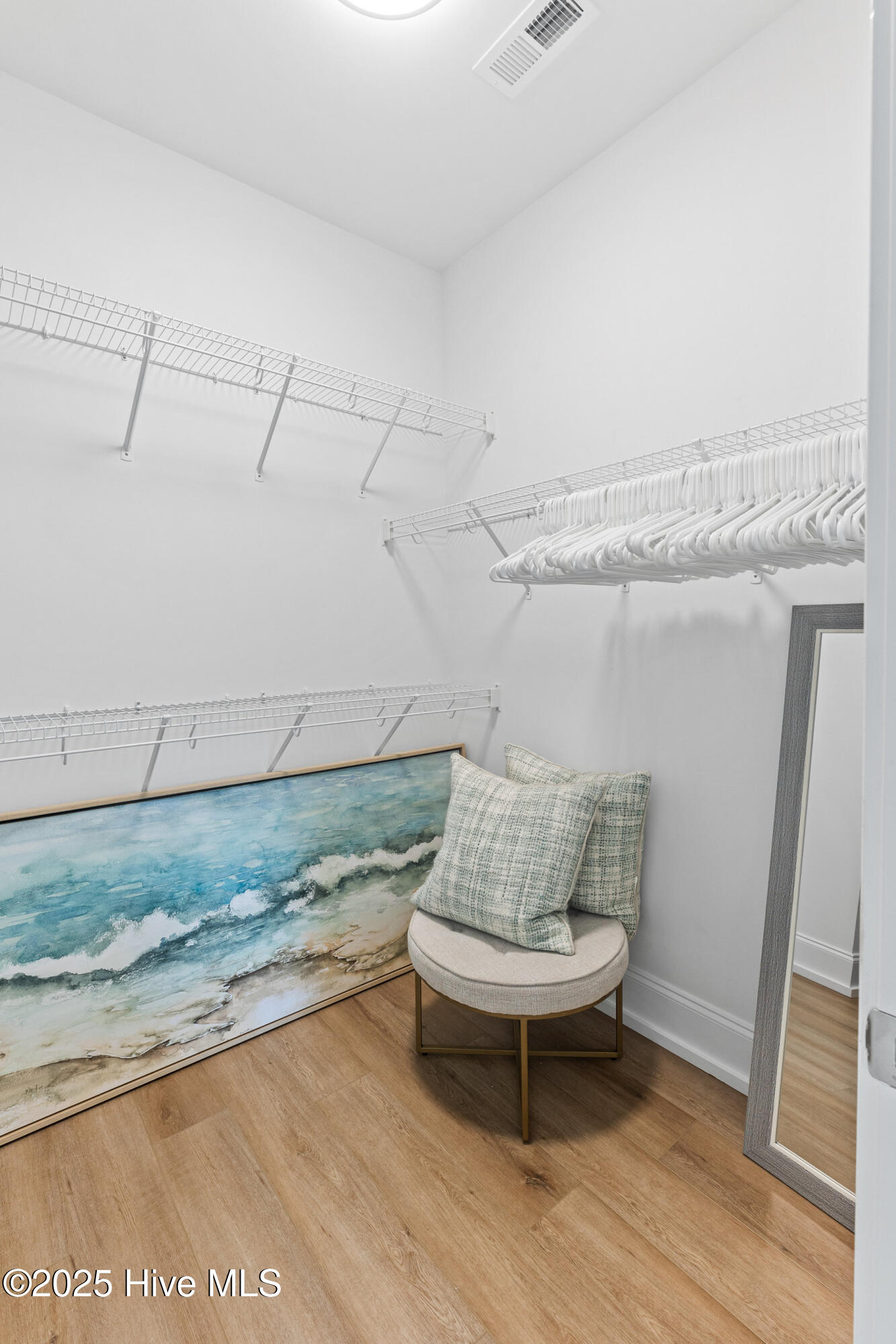 100524924 | Photo 29