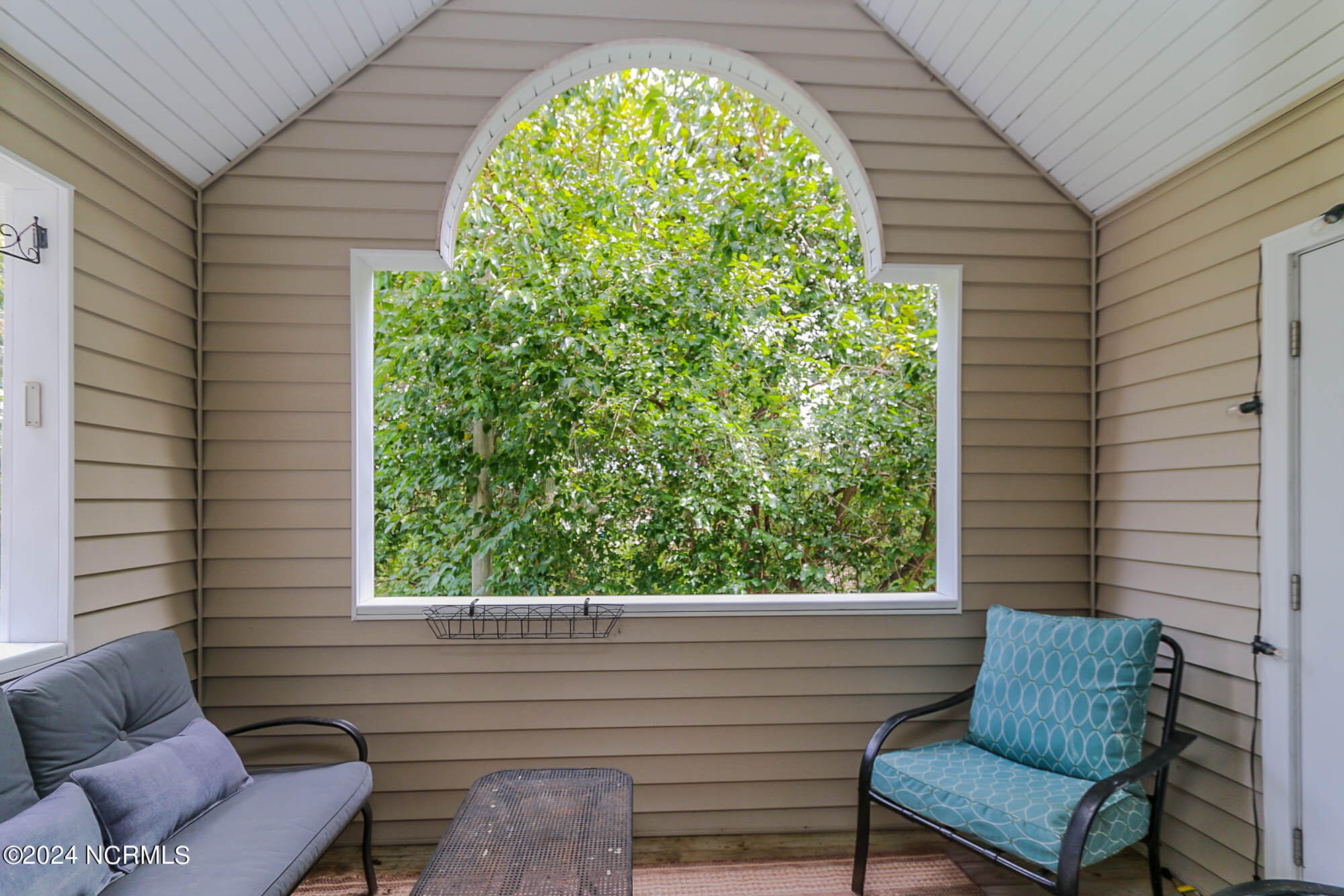 404 Commerce Avenue D,Morehead City