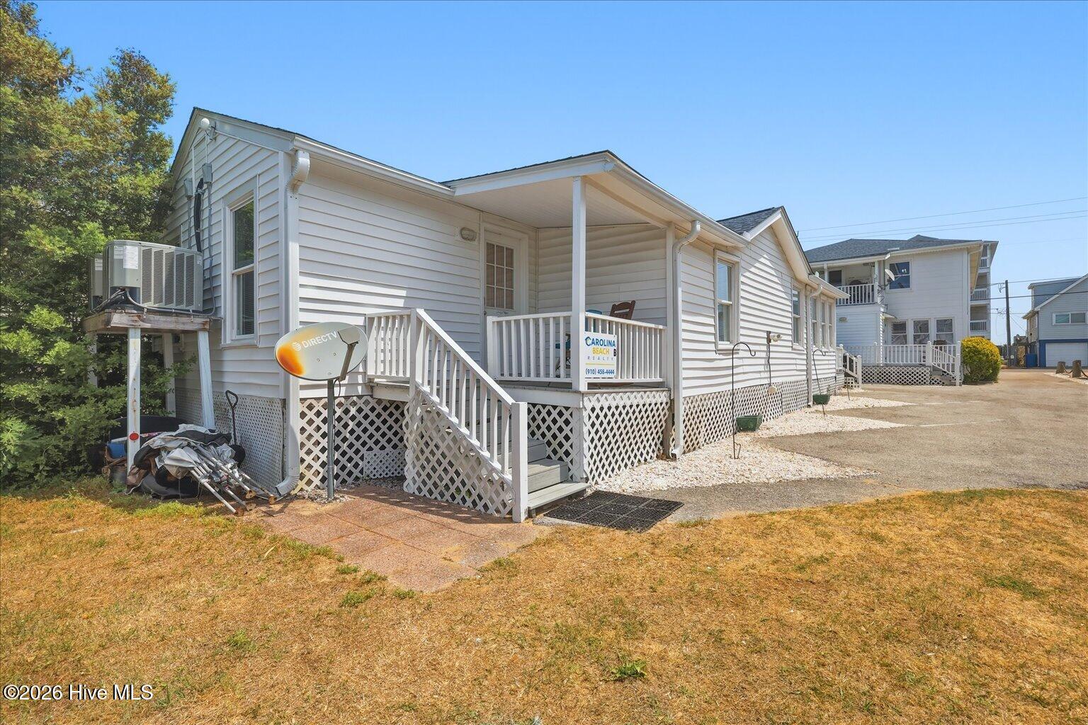 100570528 | Photo 50