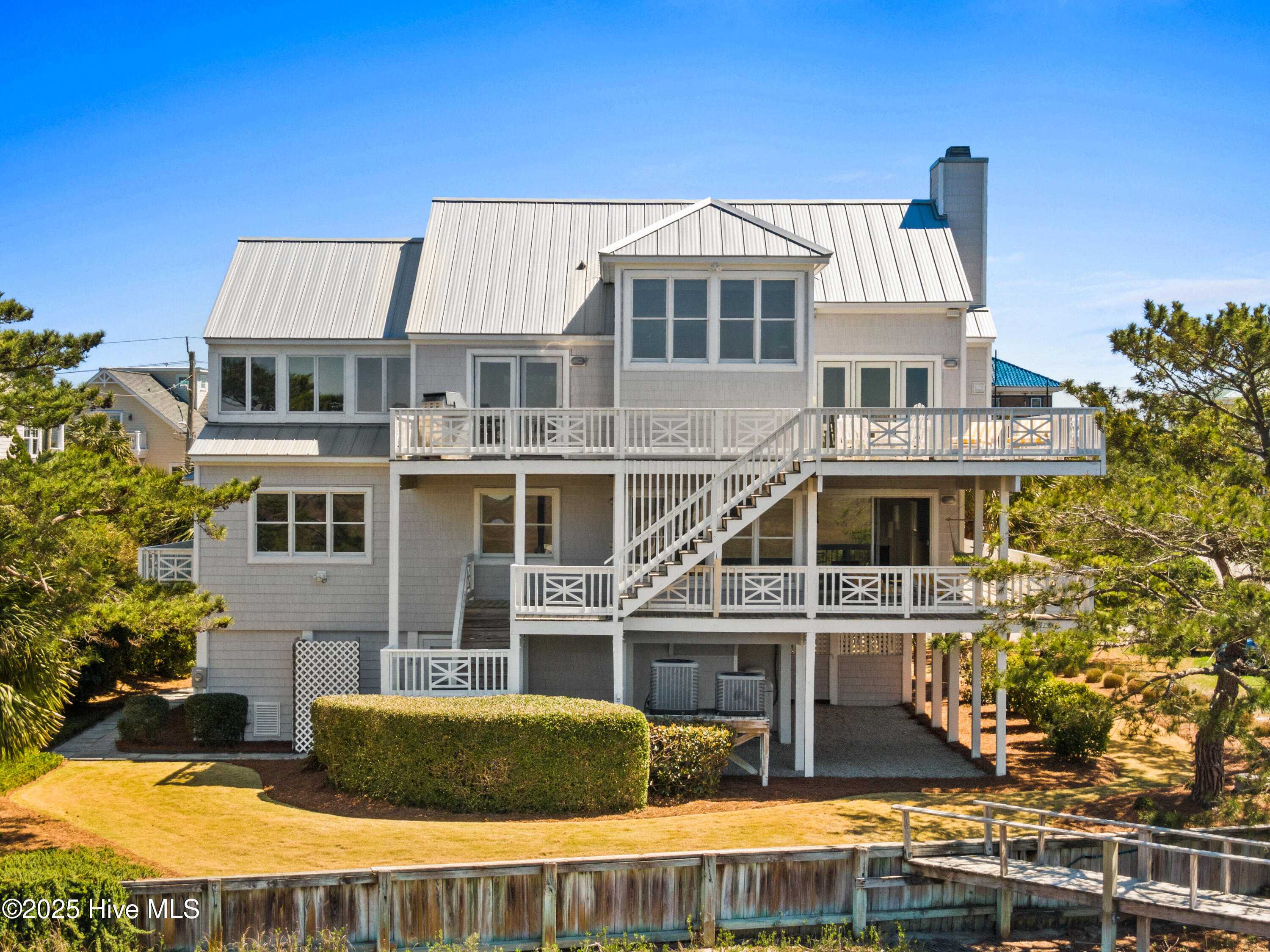 100497696 | Photo 55