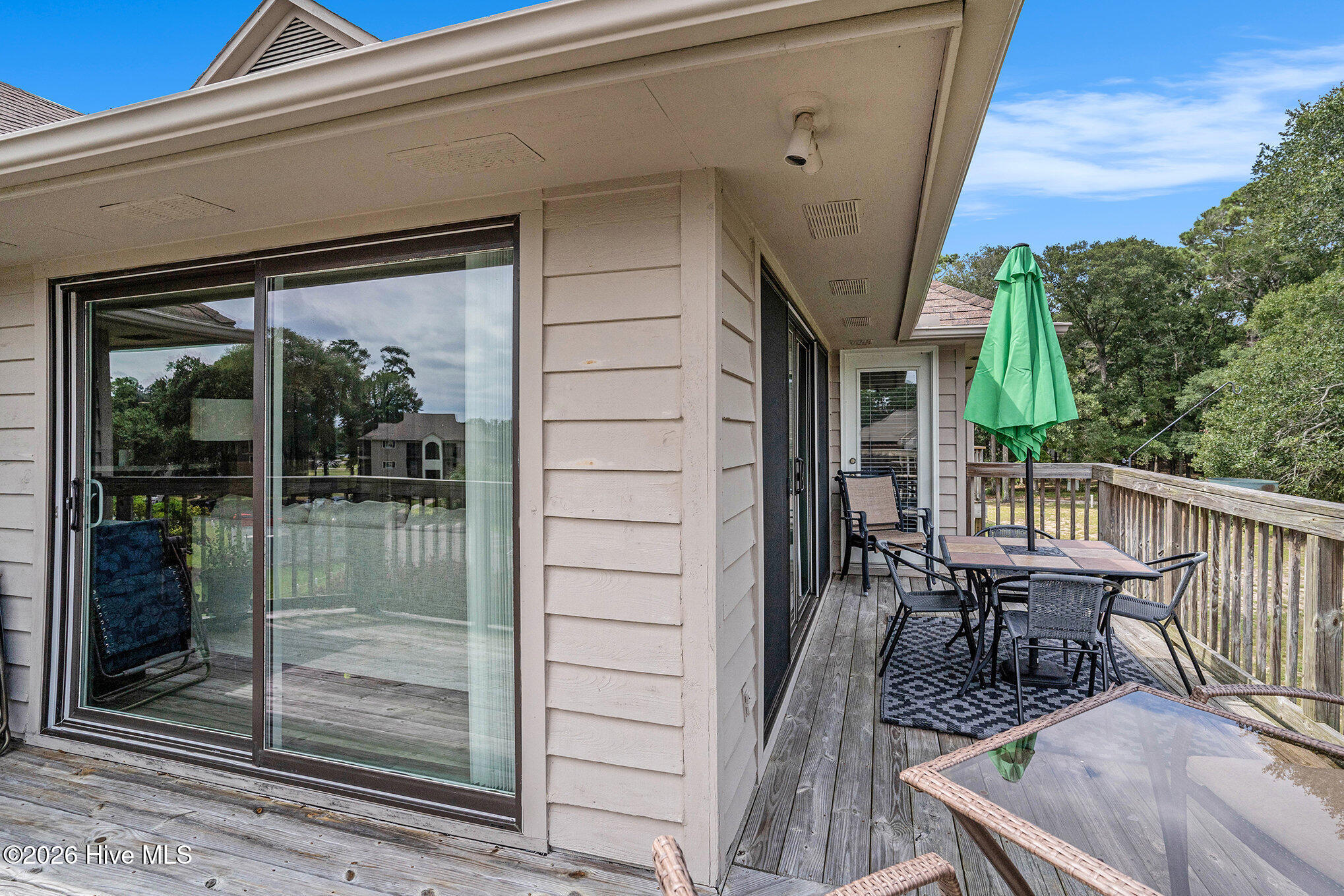 100559918 | Photo 20