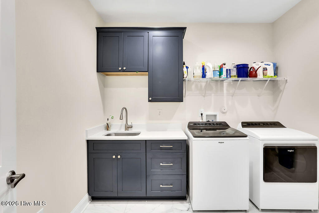 100557282 | Photo 21