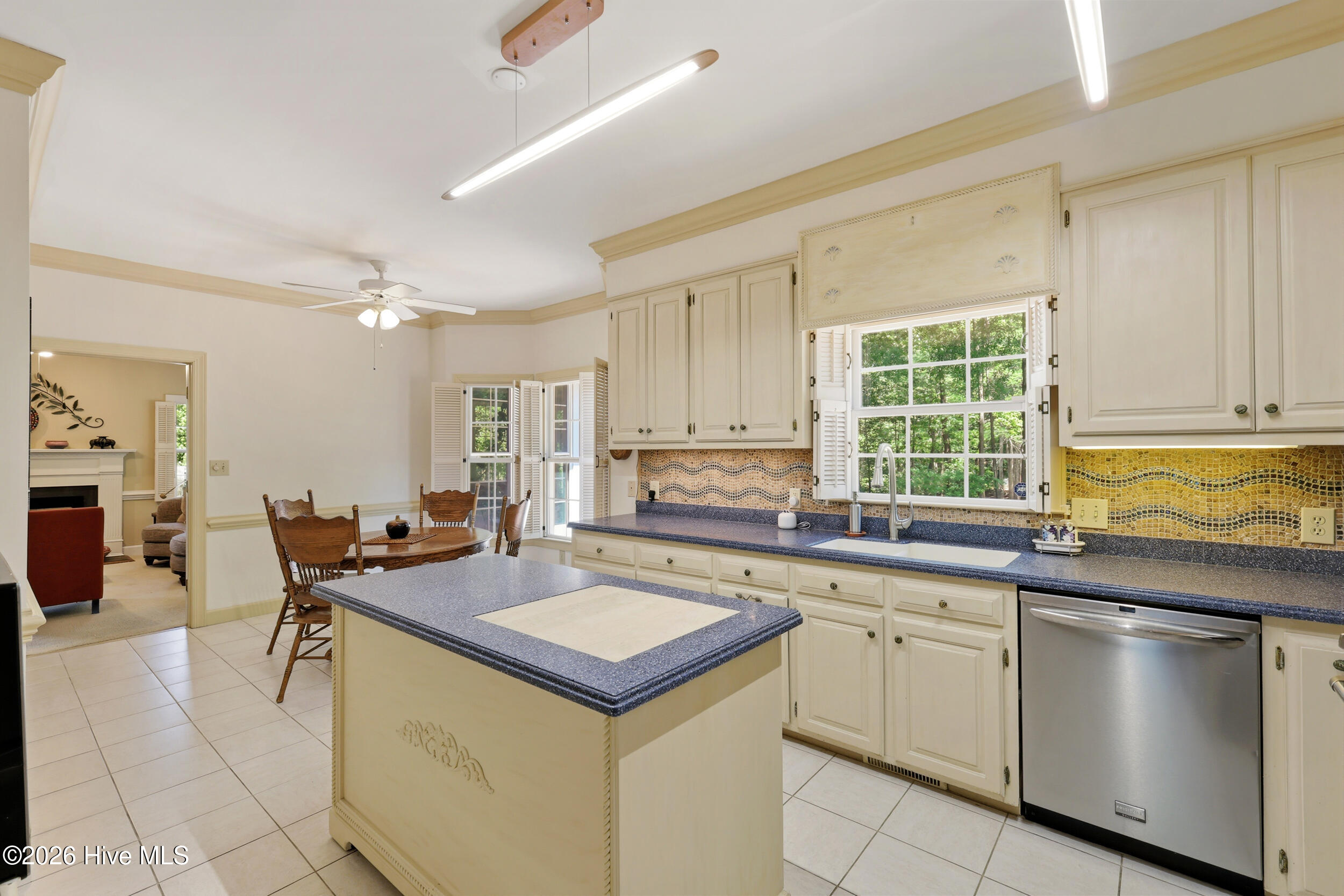 1422 Bexley Drive, Wilmington, NC 28412 – photo 13: 14_img_2401