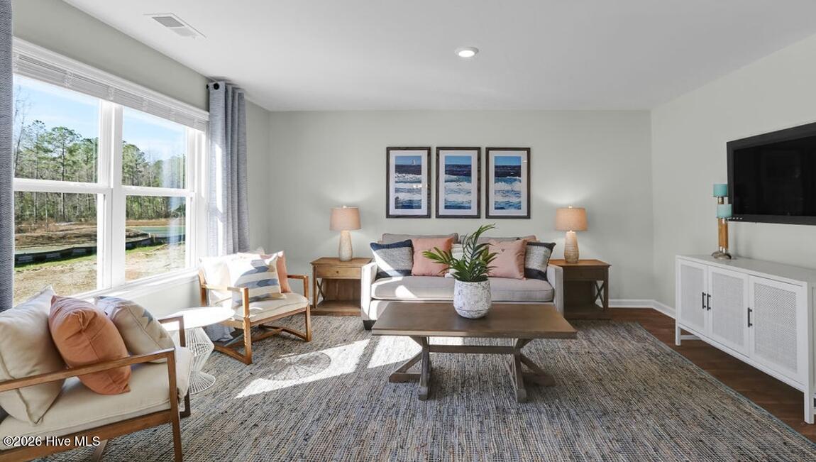 100568721 | Photo 13