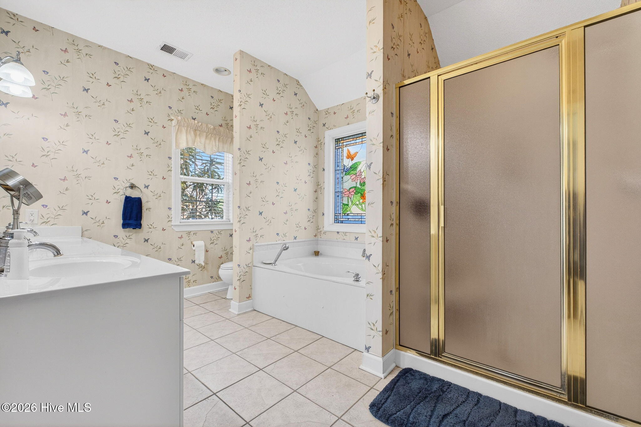 100557579 | Photo 21