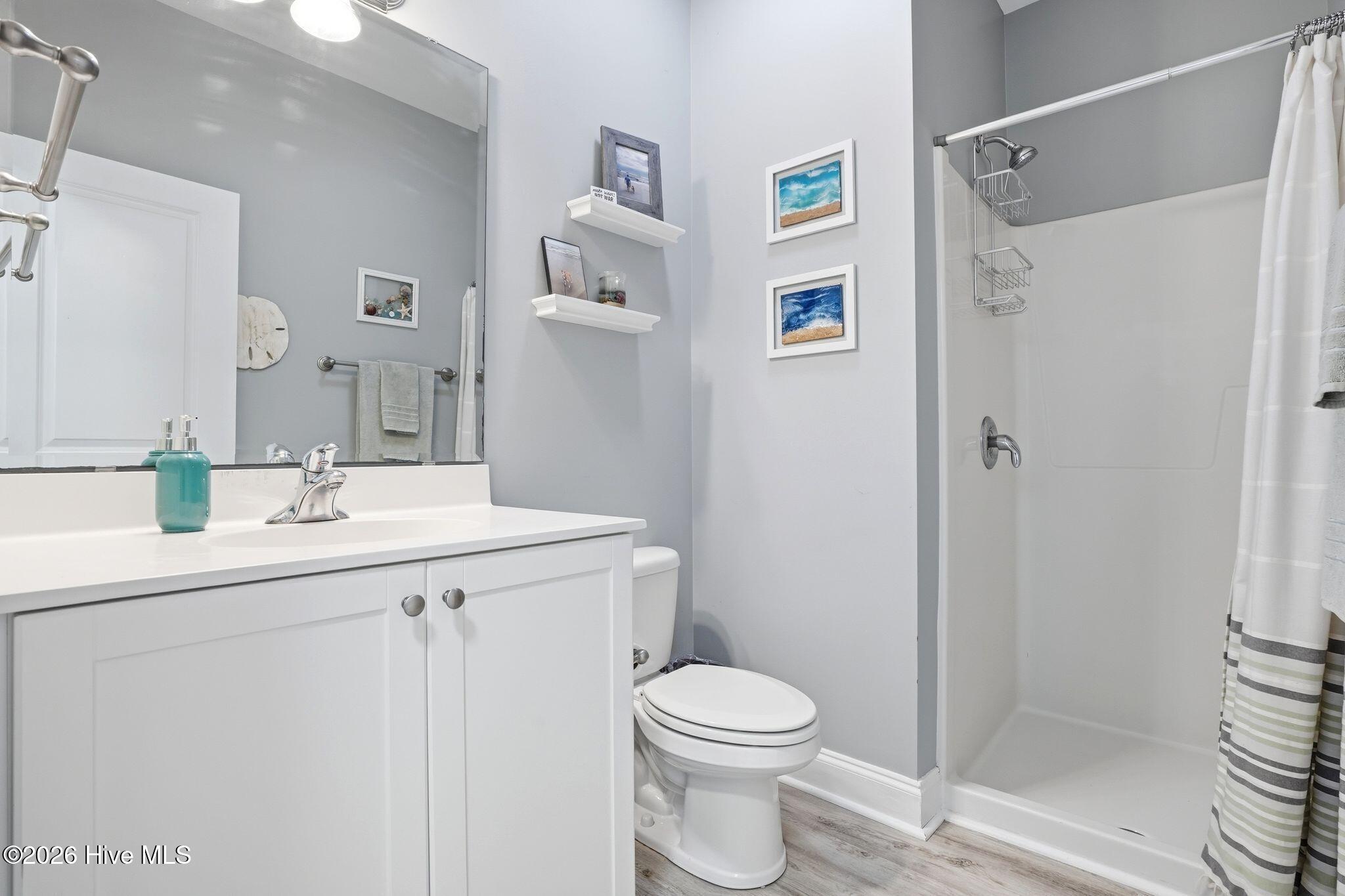 100558229 | Photo 31