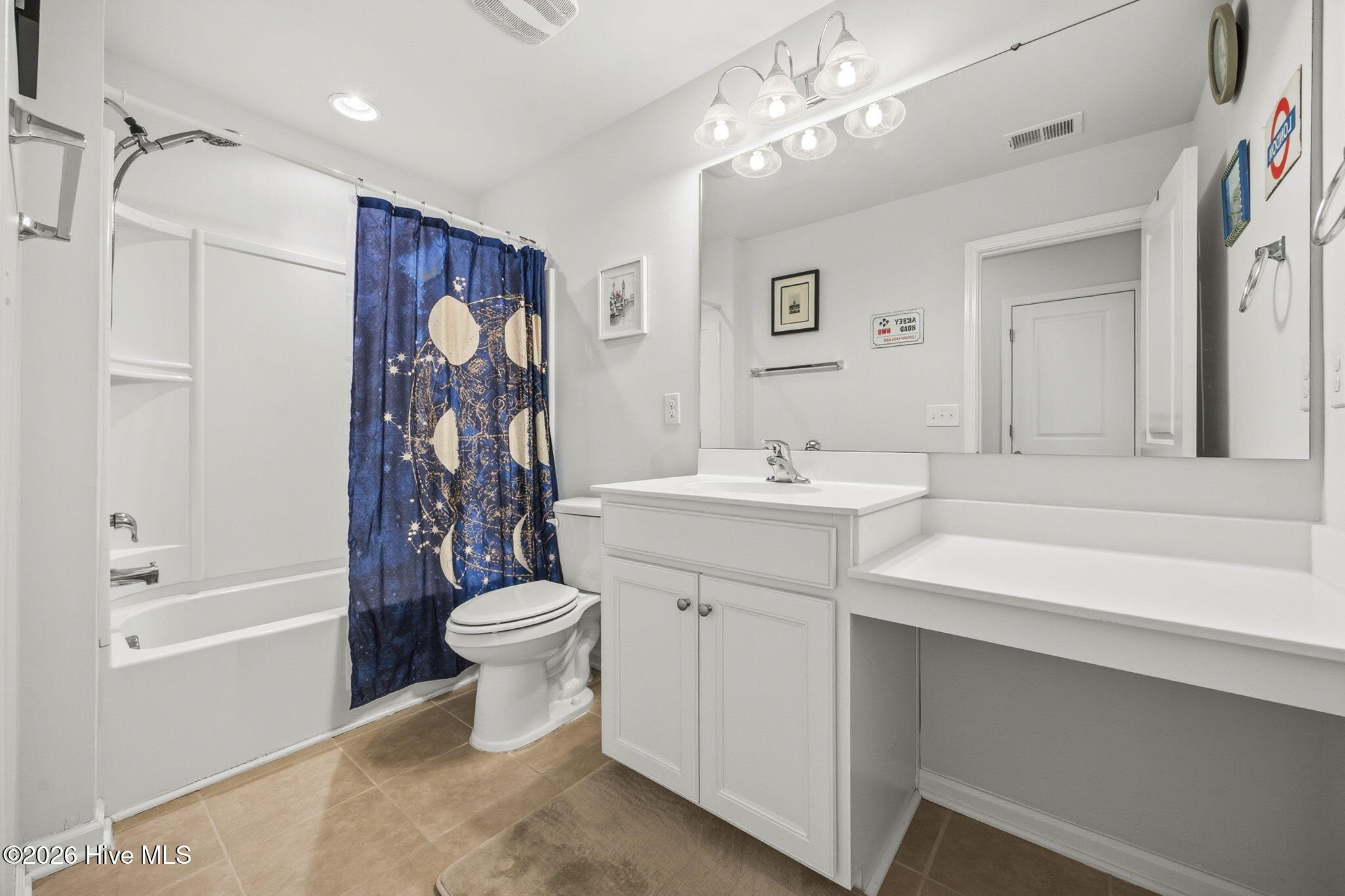 100553227 | Photo 20