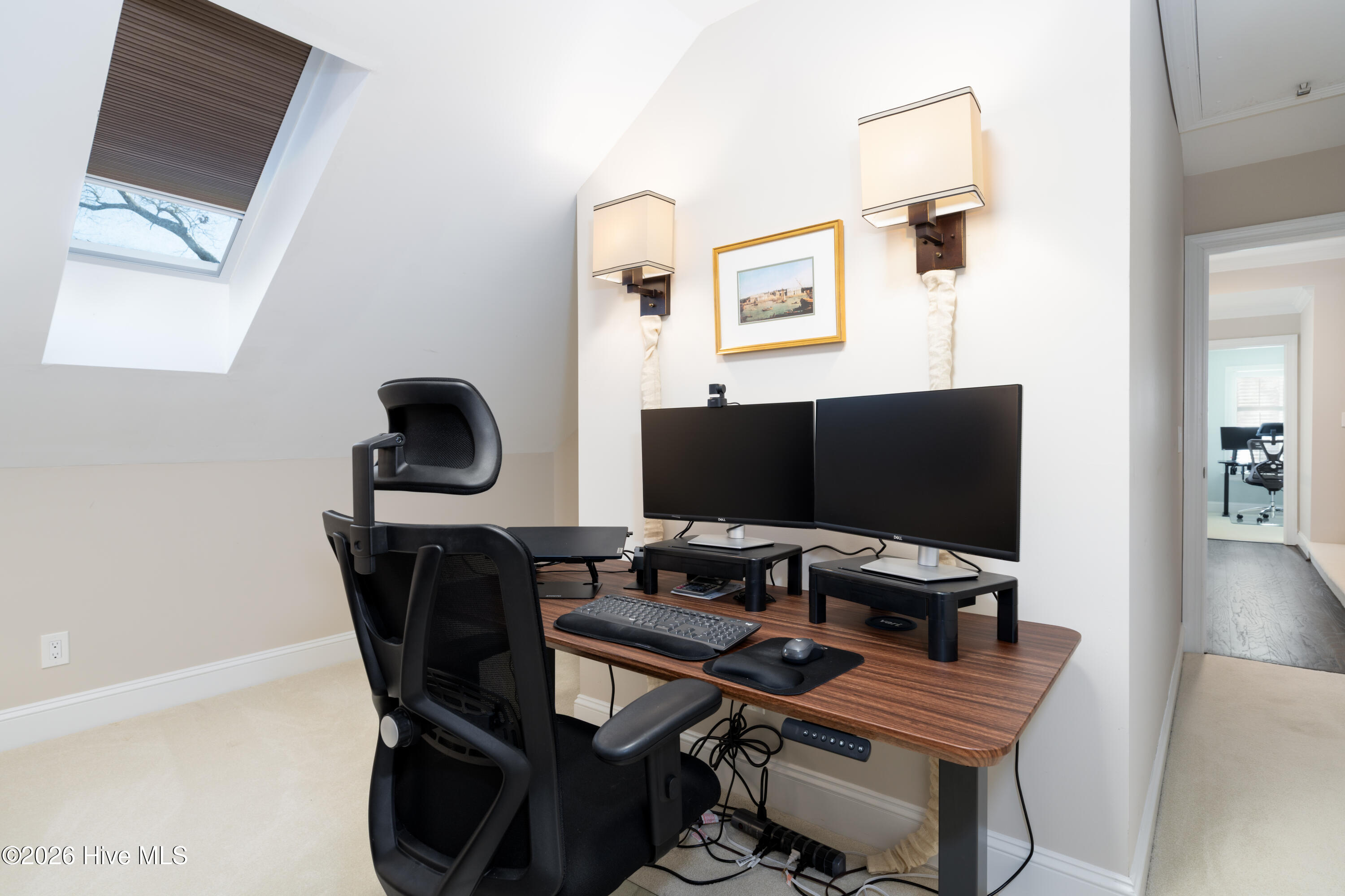 100553982 | Photo 38