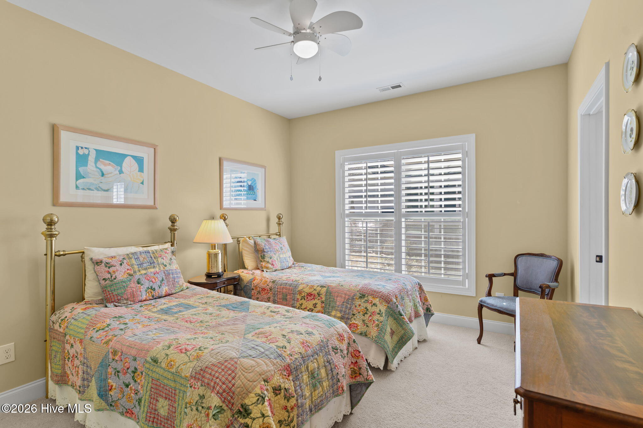 100561324 | Photo 22